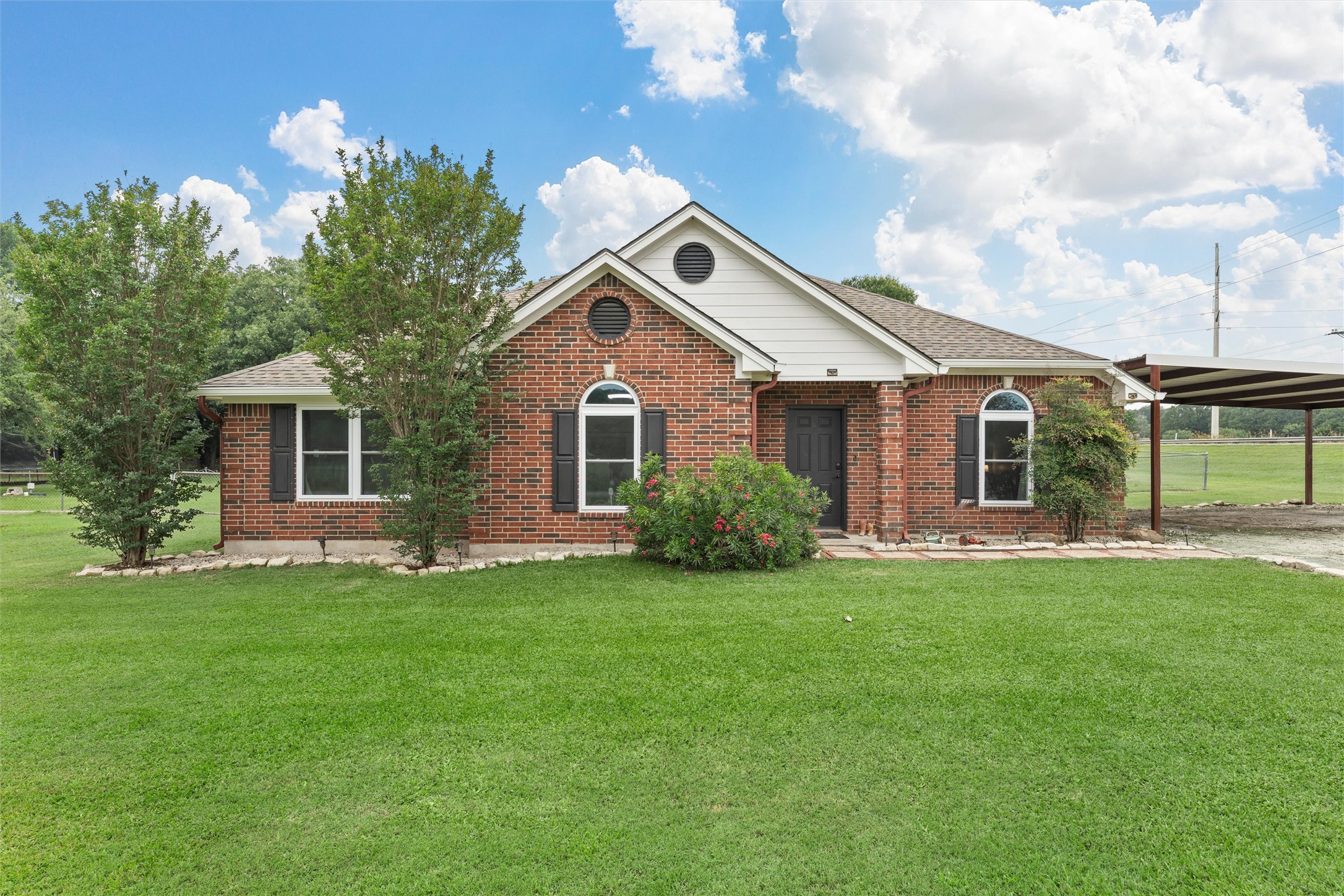 104 Oak Hill Loop