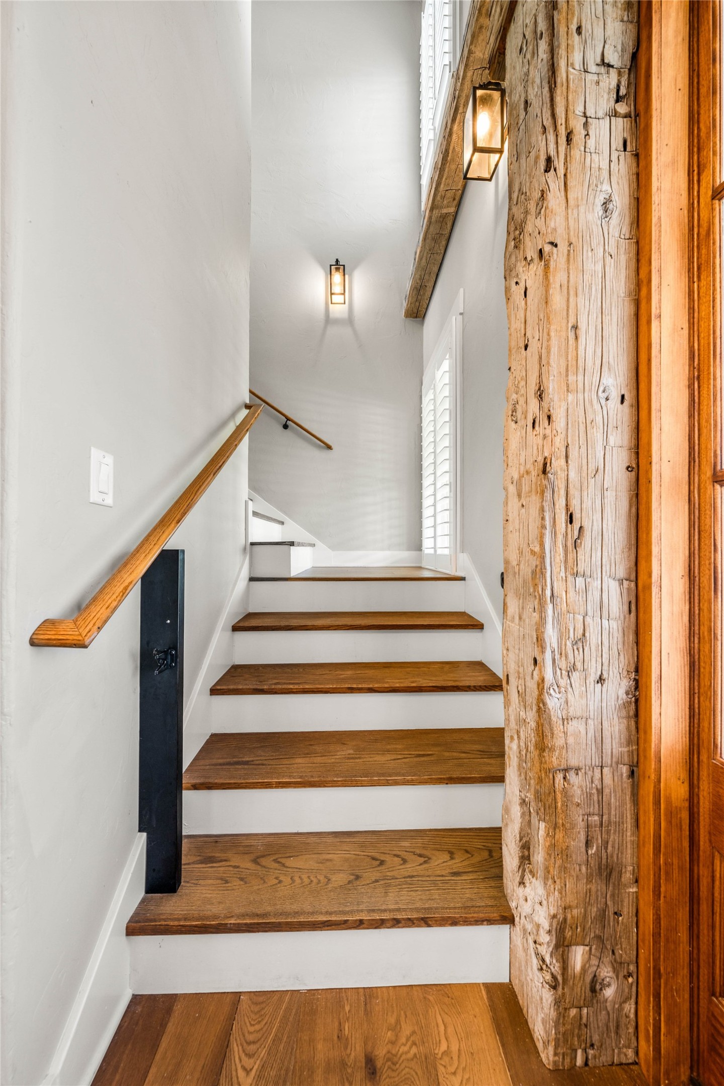 8300 Spicewood Springs