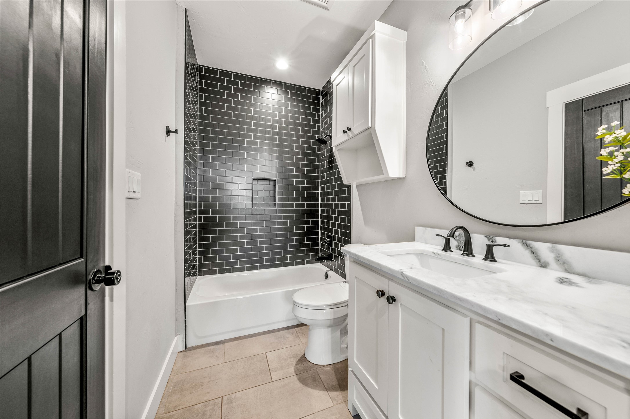 8300 Spicewood Springs