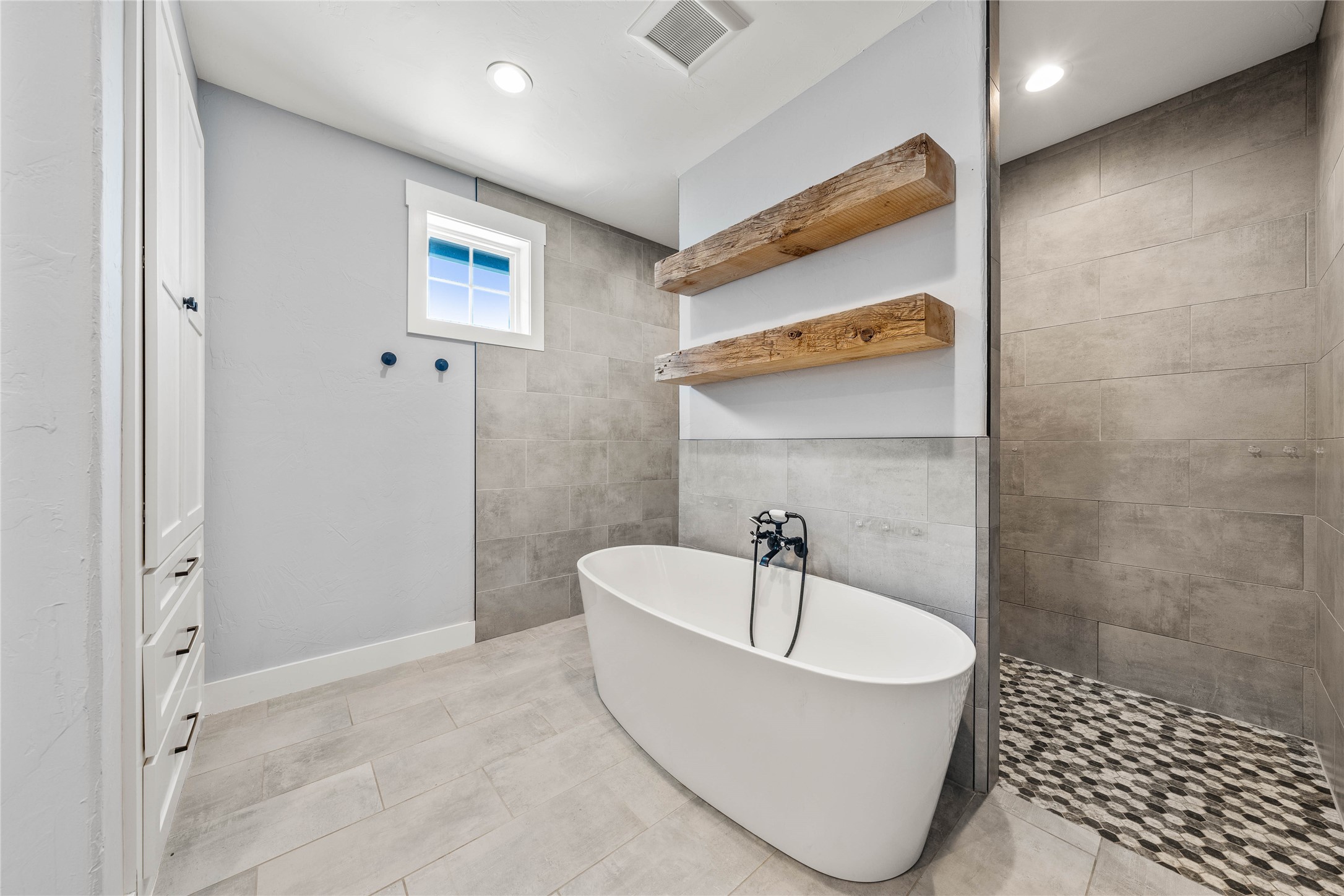 8300 Spicewood Springs
