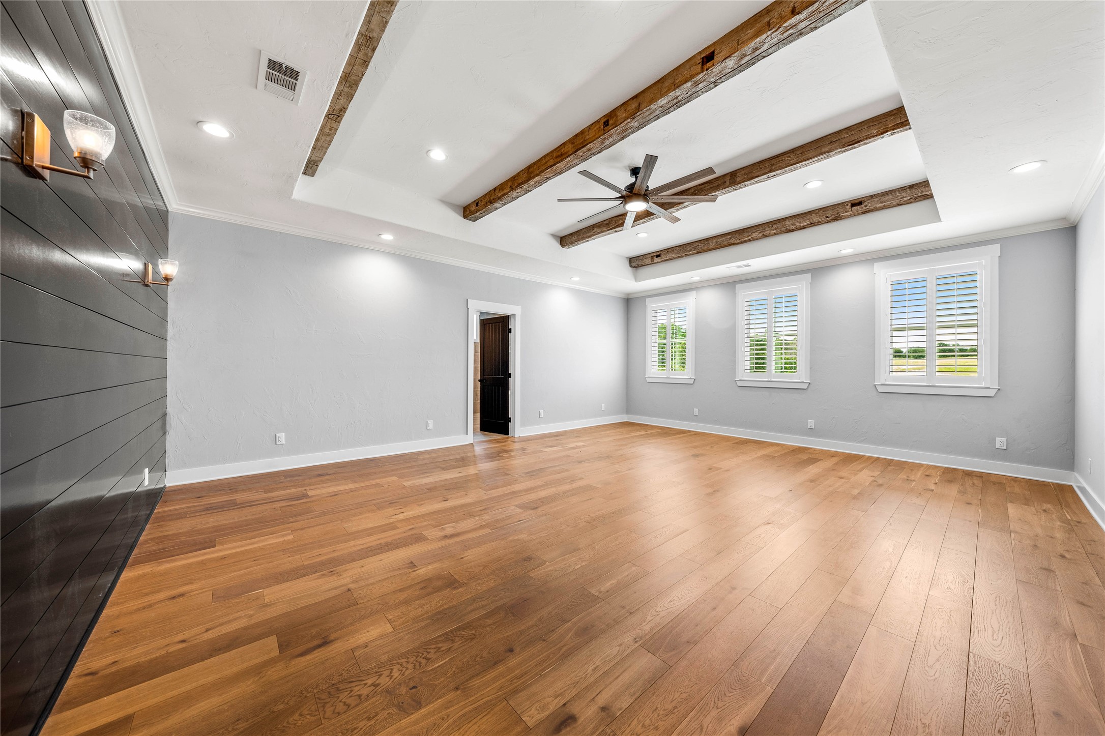 8300 Spicewood Springs