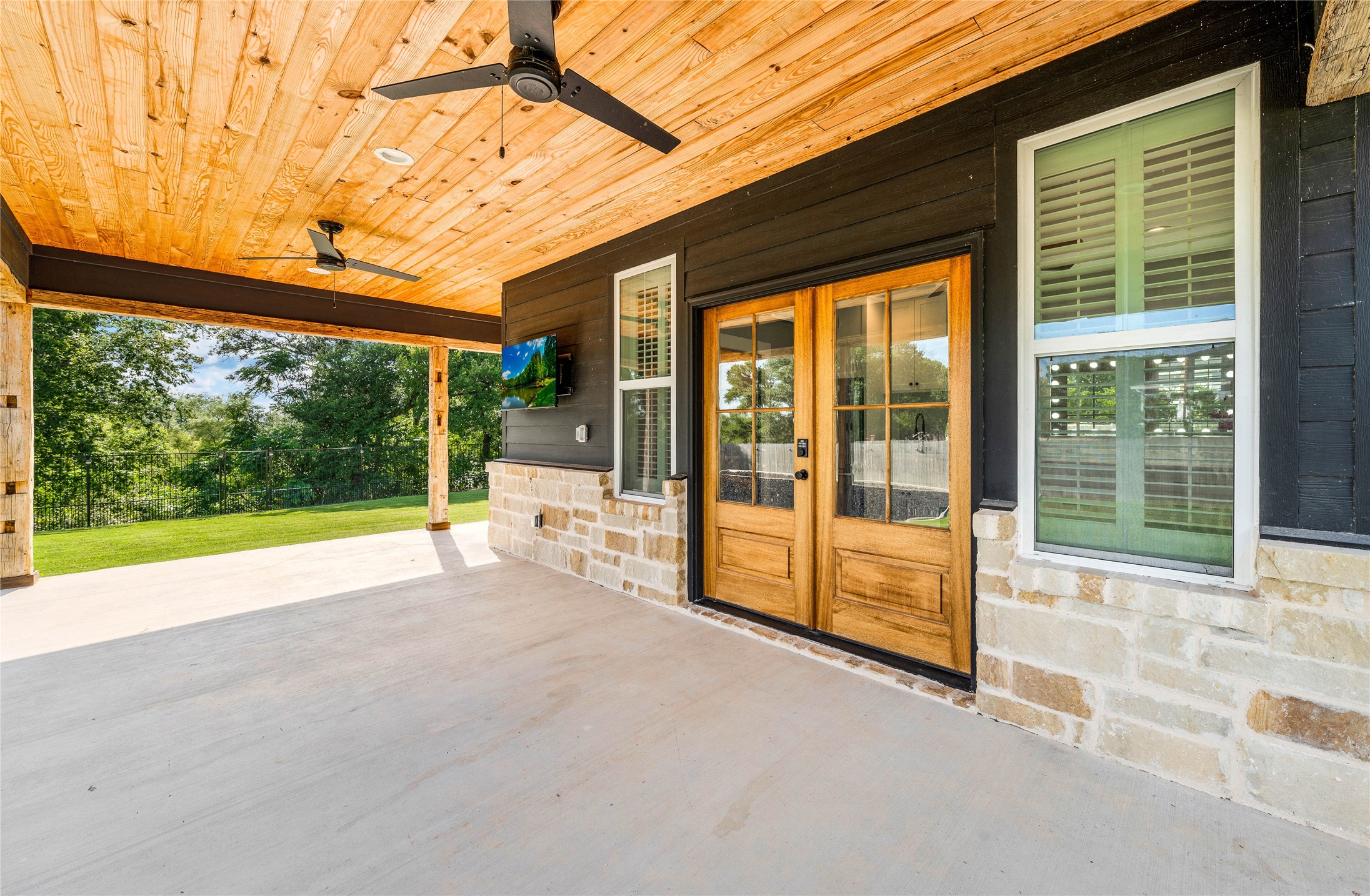 8300 Spicewood Springs