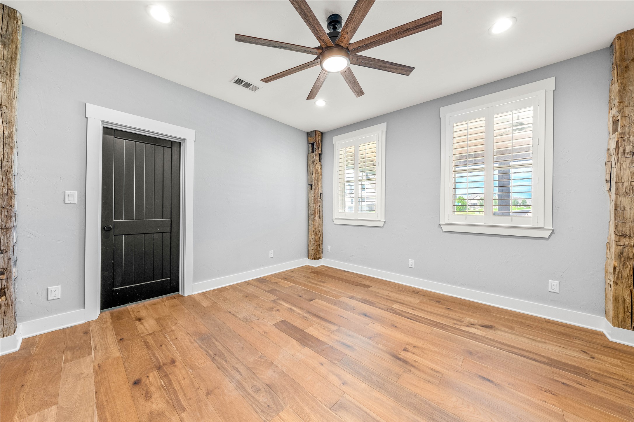 8300 Spicewood Springs