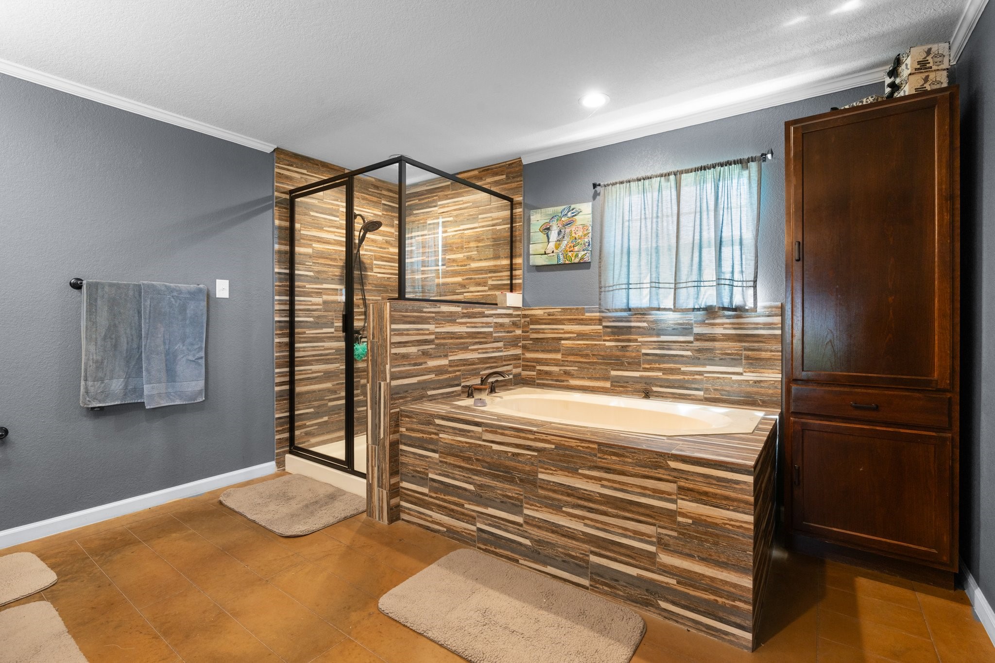 114 Private Road 22223