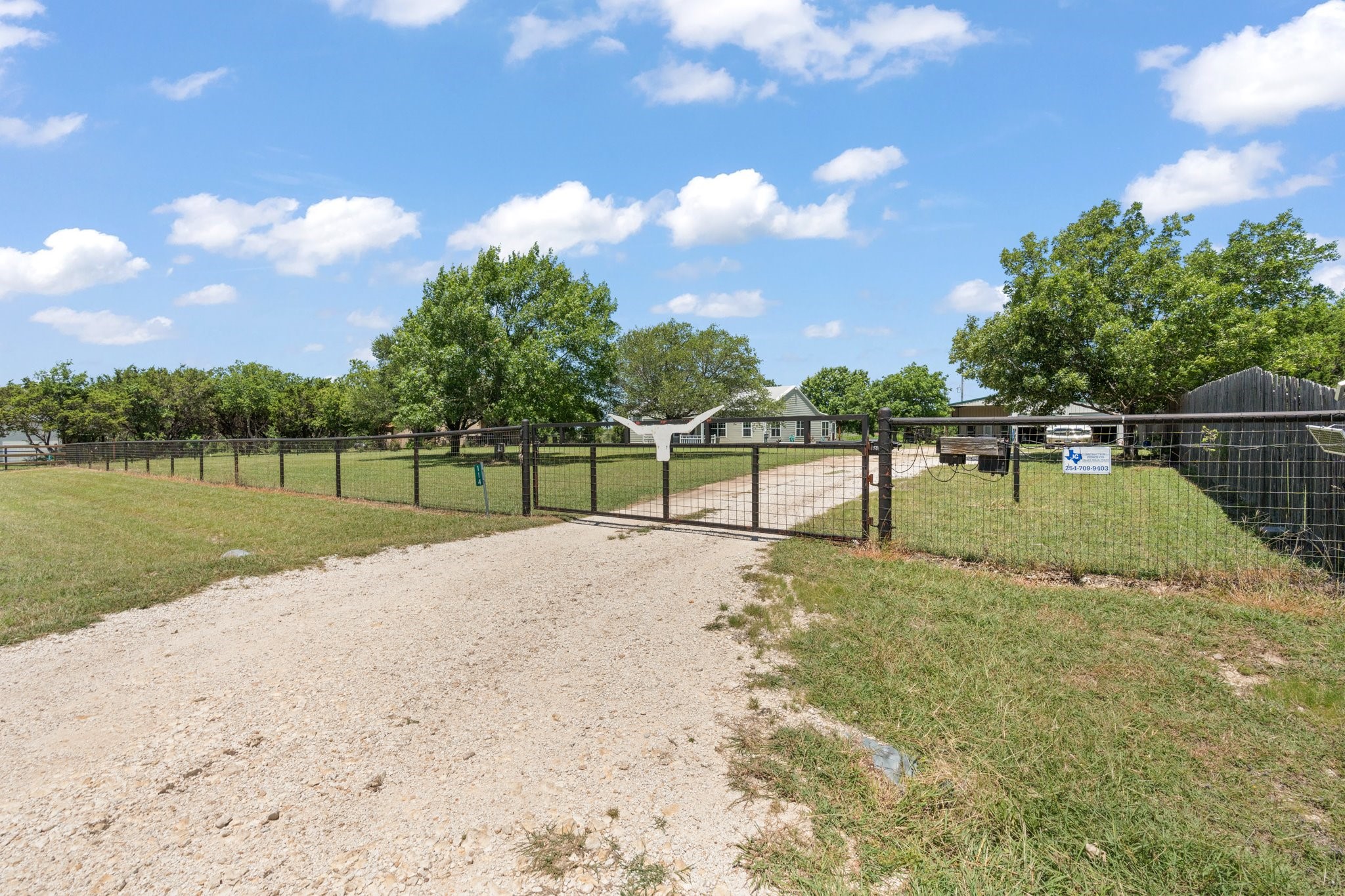 114 Private Road 22223