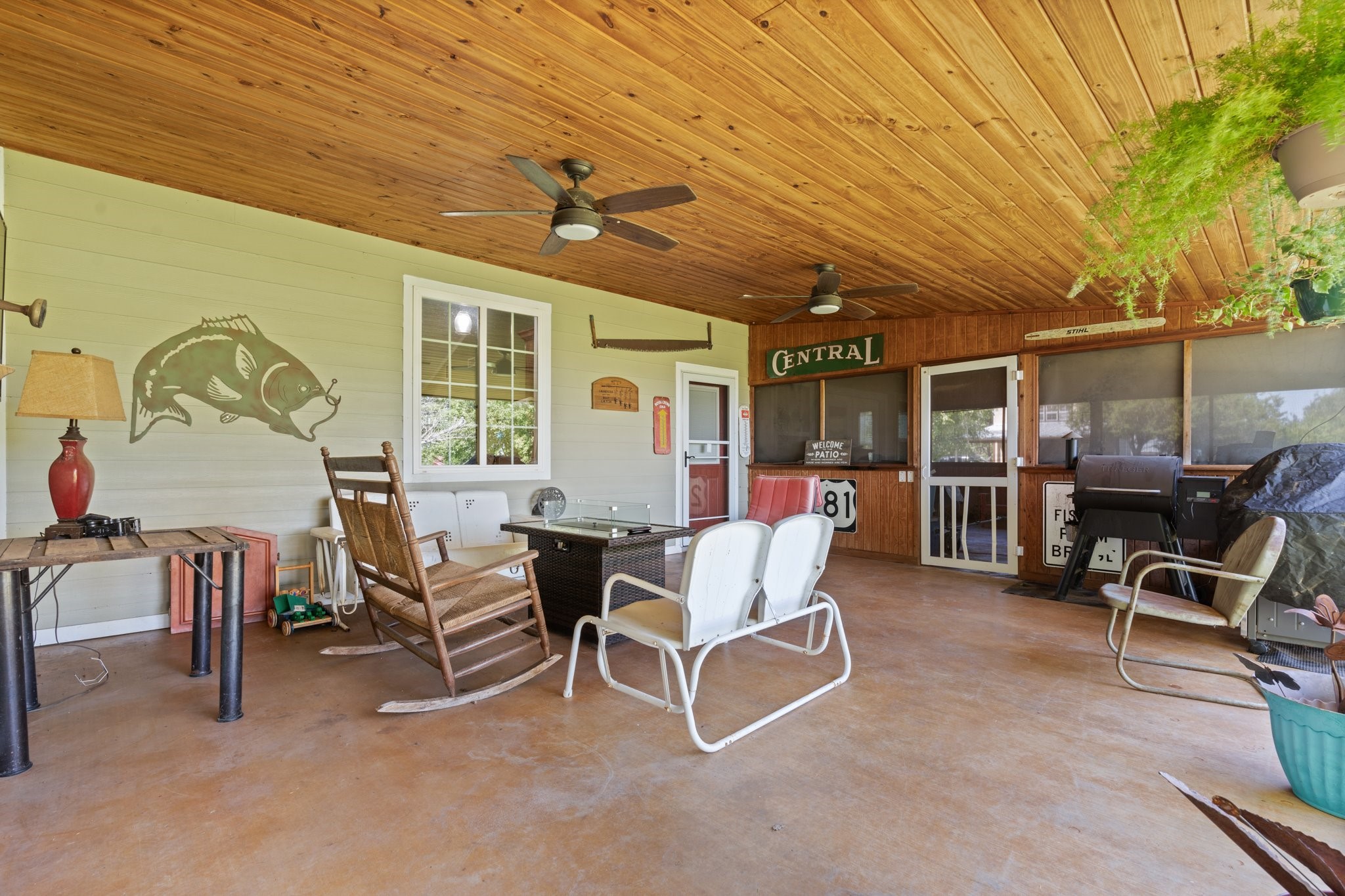 114 Private Road 22223