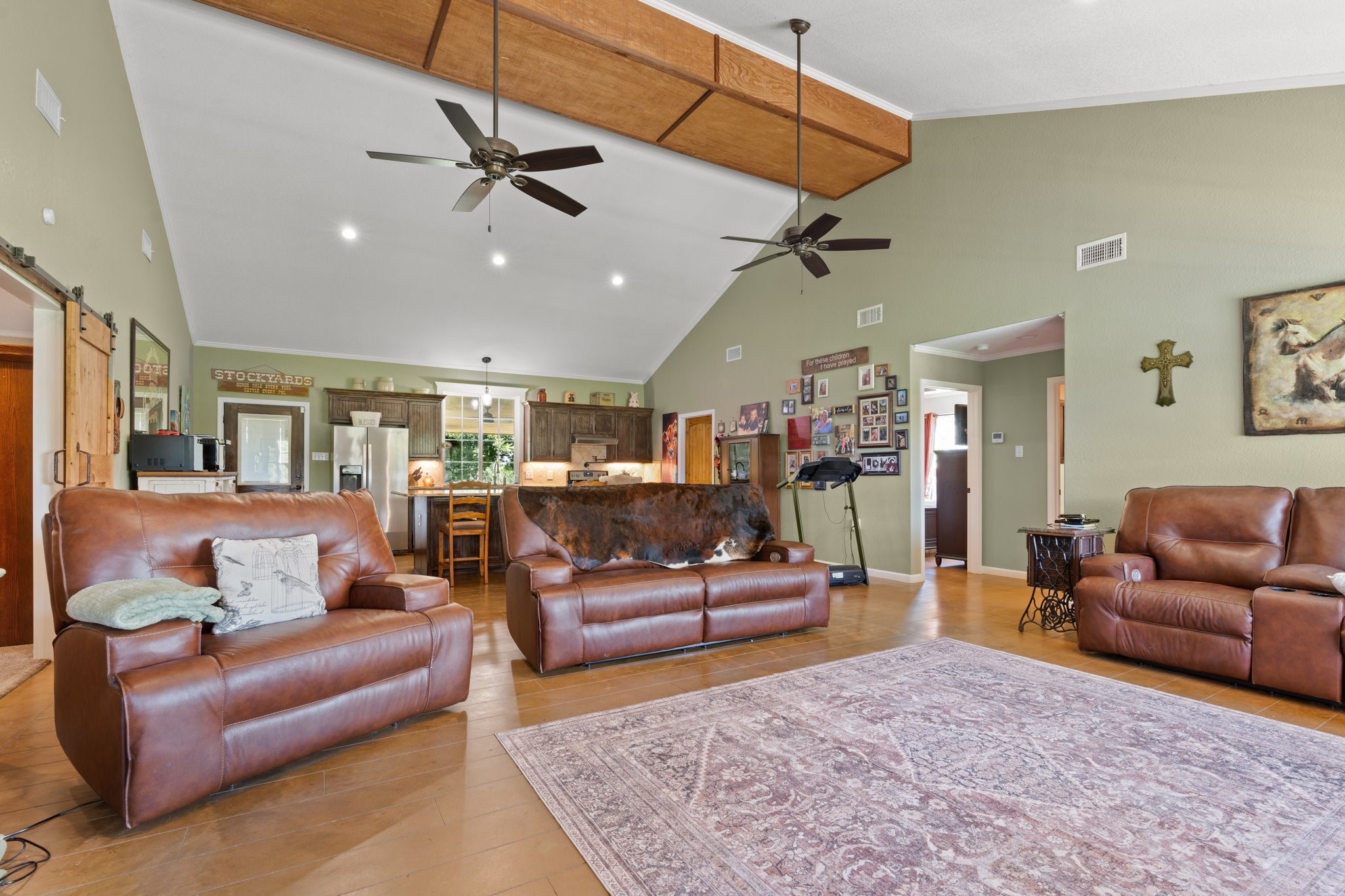 114 Private Road 22223