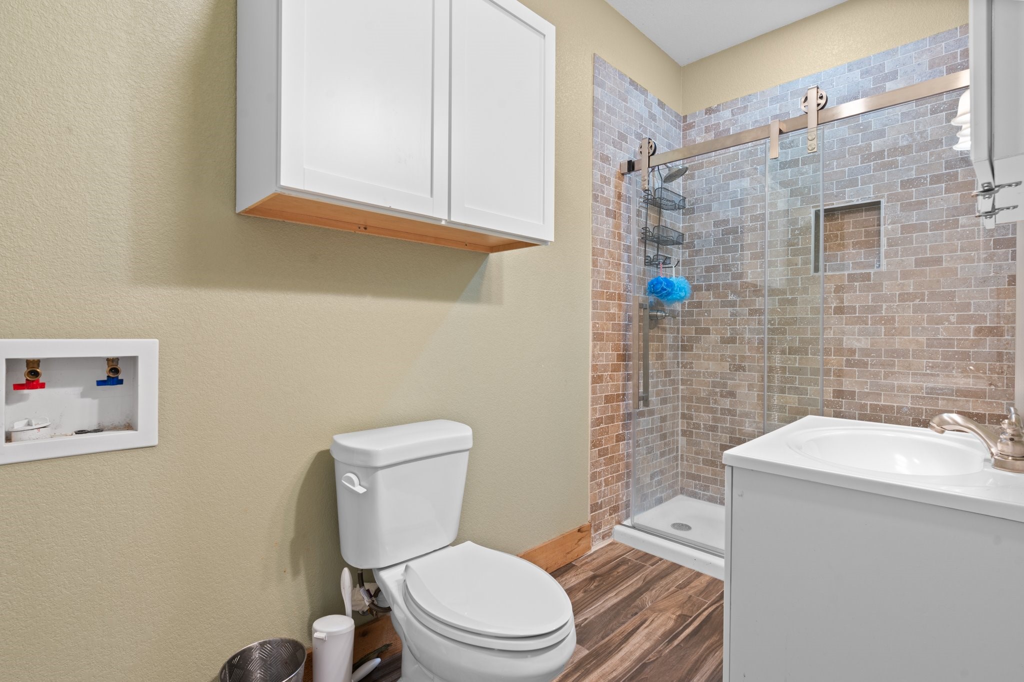 114 Private Road 22223