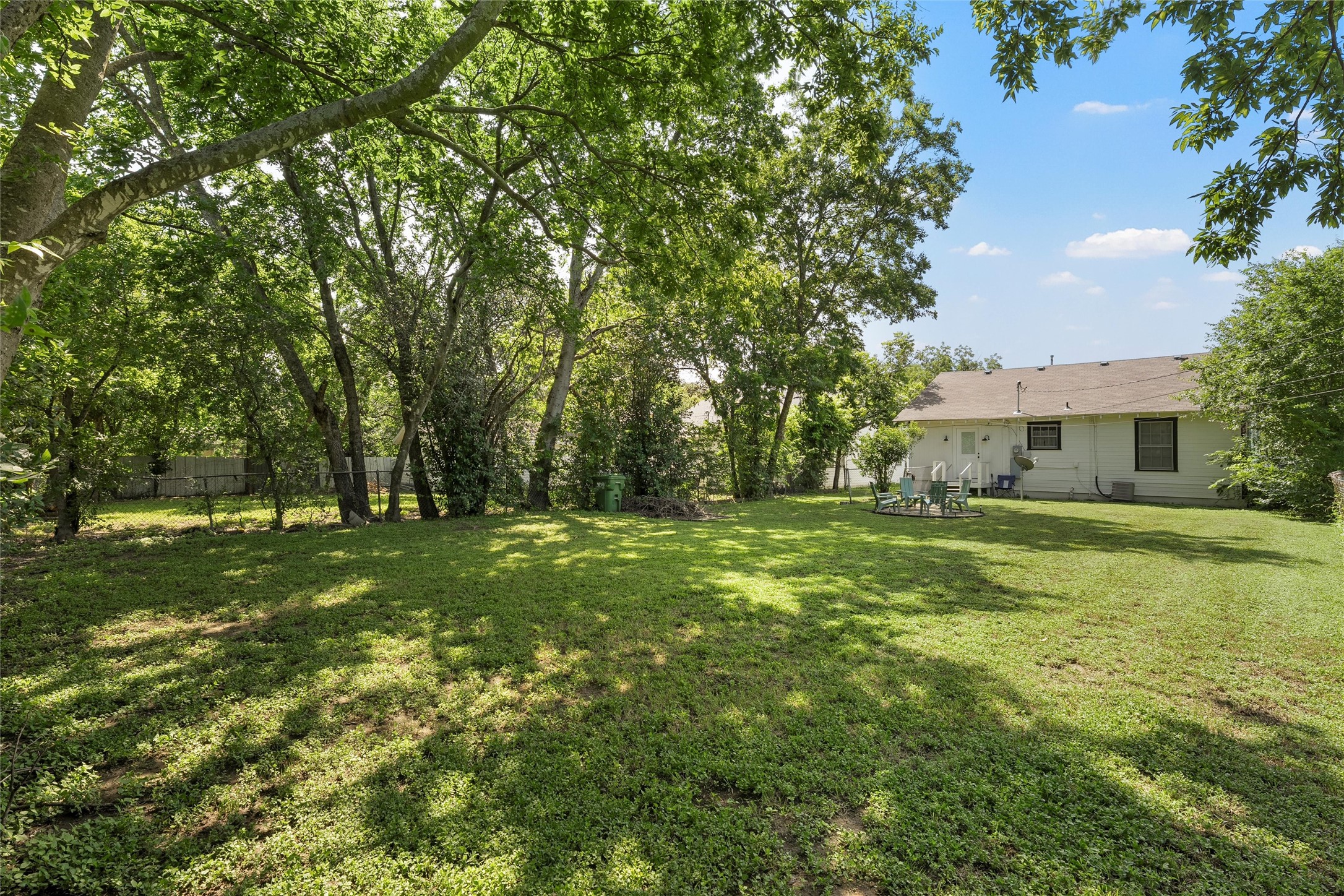 3017 Live Oak Avenue