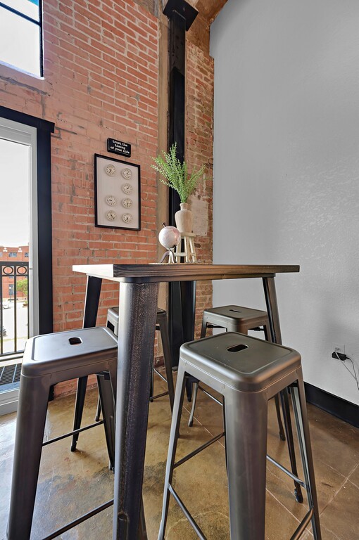 219 S 4th Street 309