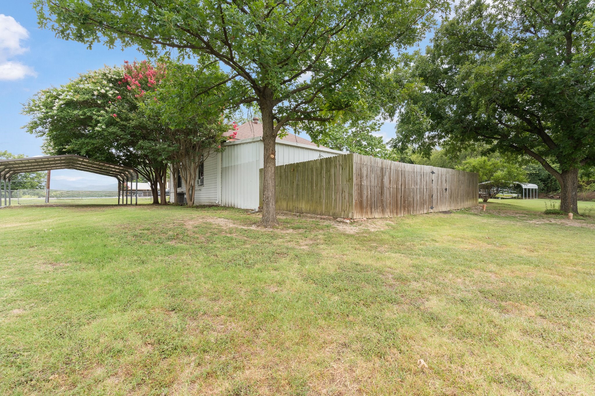 1011 N Magnolia Avenue