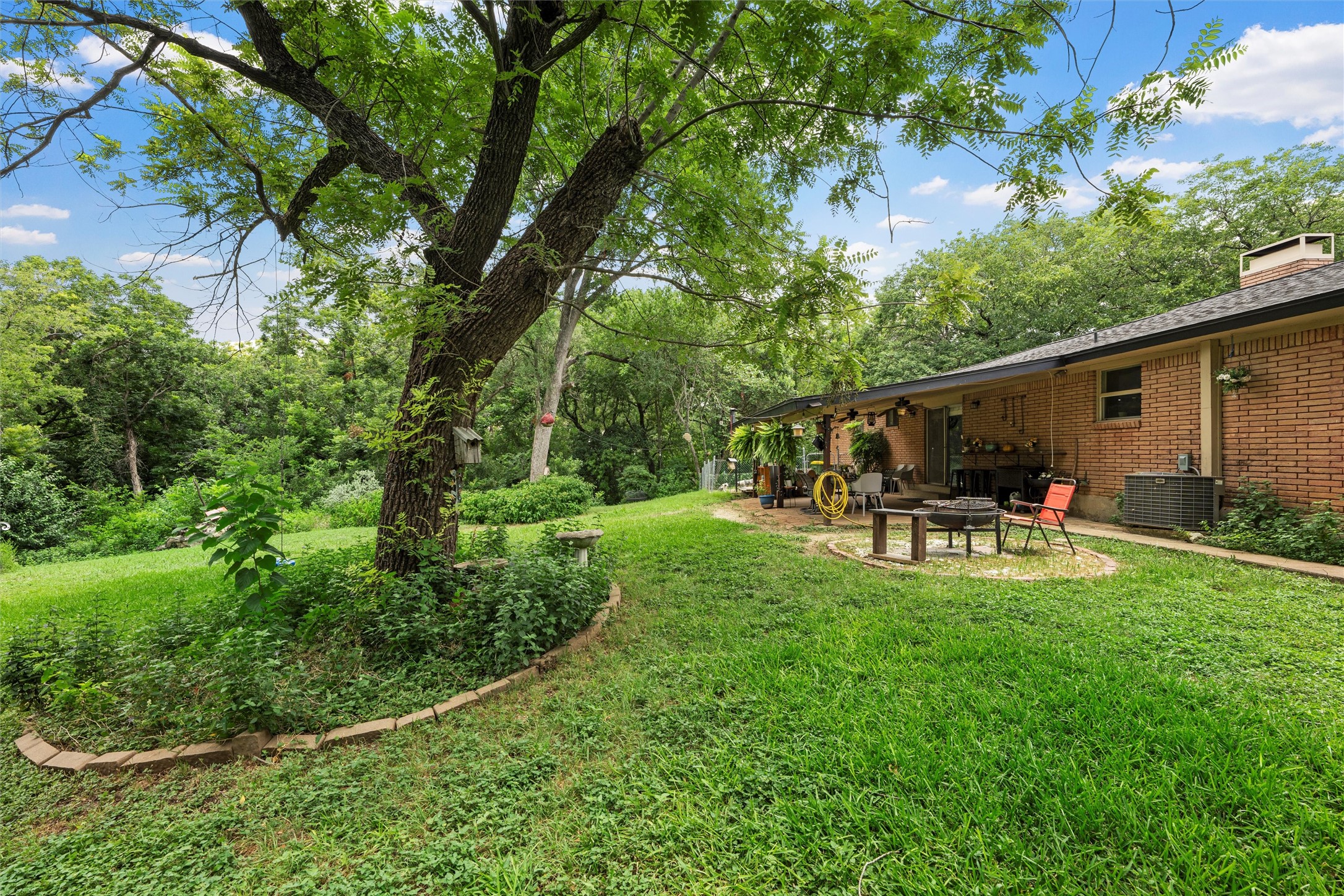 830 Arliss Drive