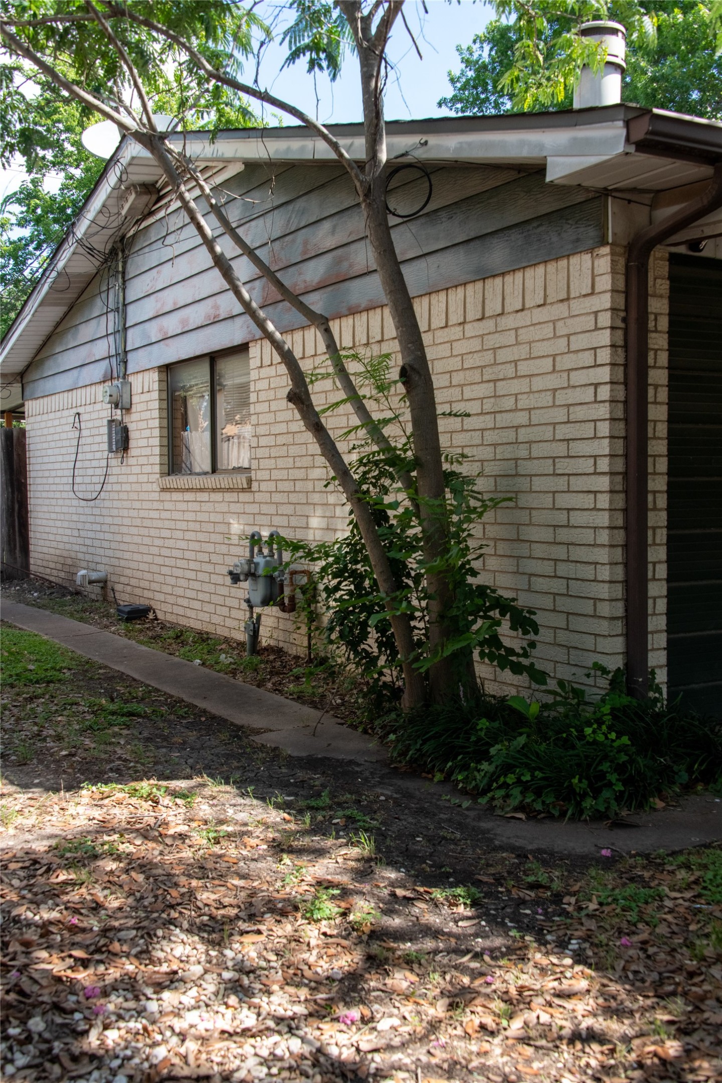 6401 Haden Drive