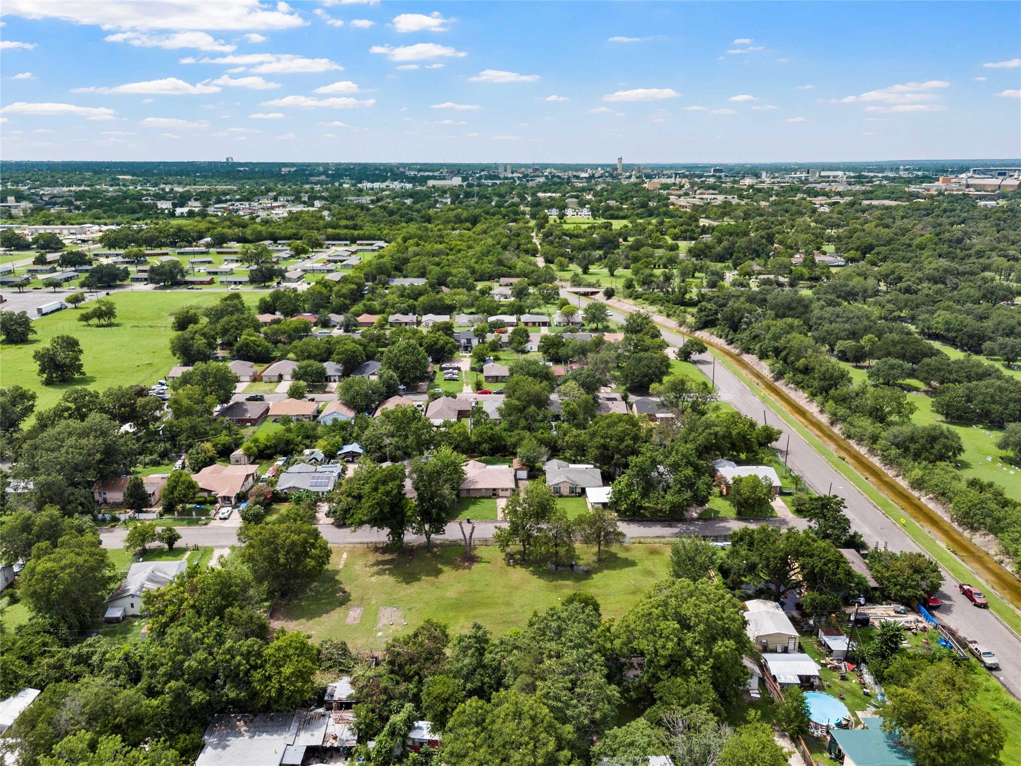 908,912,916,920,924 Church Avenue