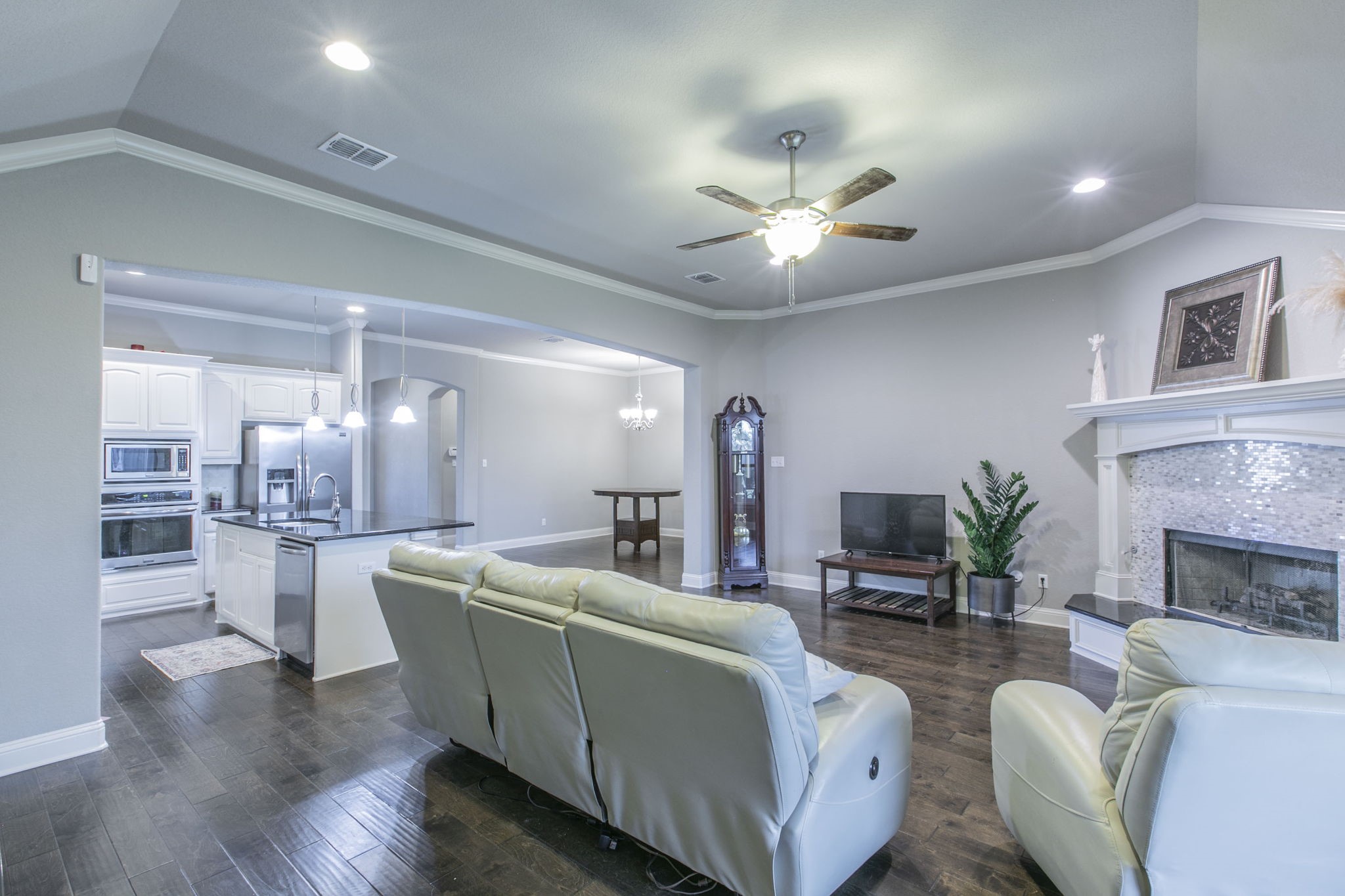 230 Oak Meadow Trail