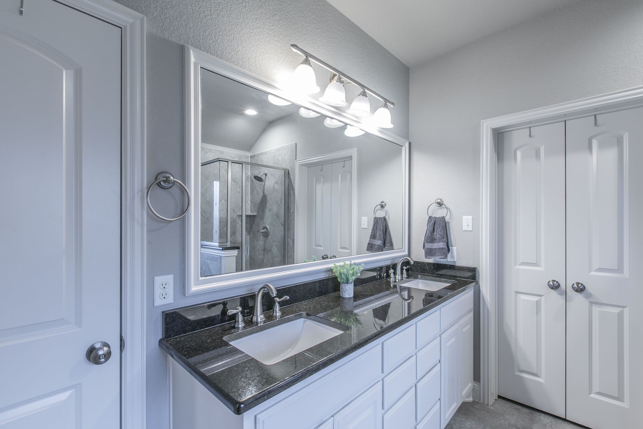 230 Oak Meadow Trail