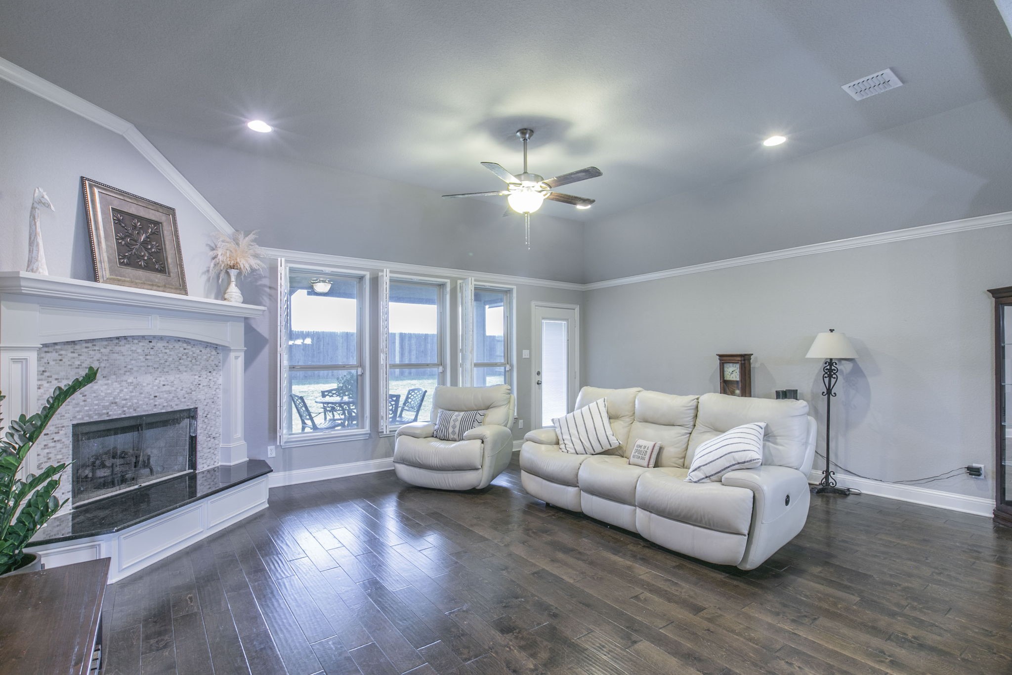 230 Oak Meadow Trail