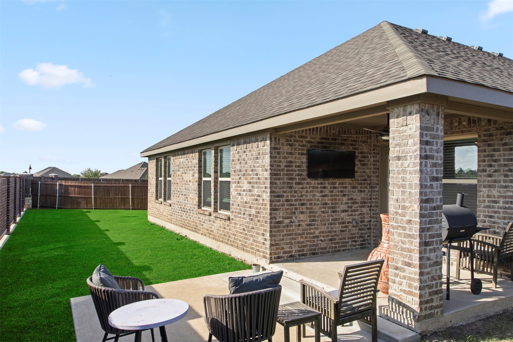 208 Churchill Court