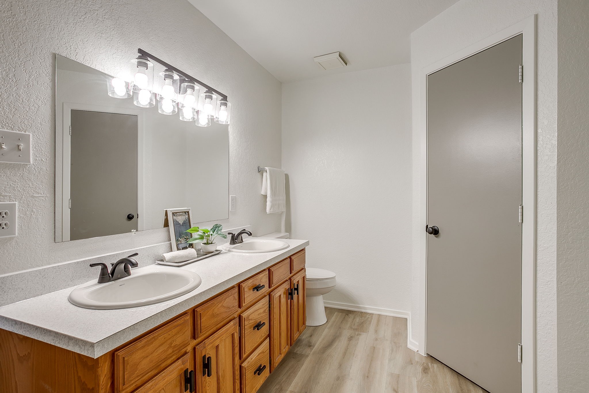 1331 Neches Trail