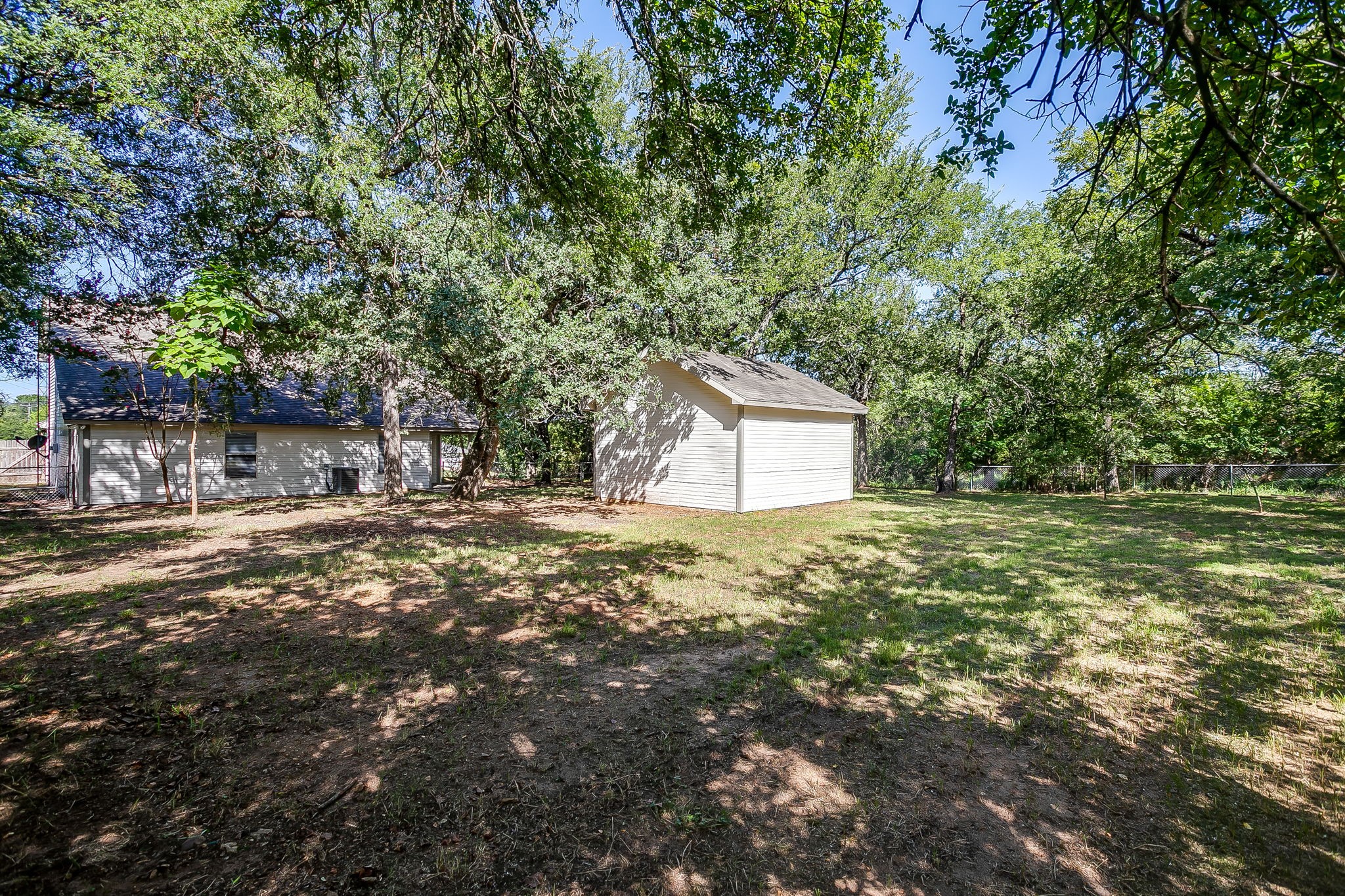 1331 Neches Trail
