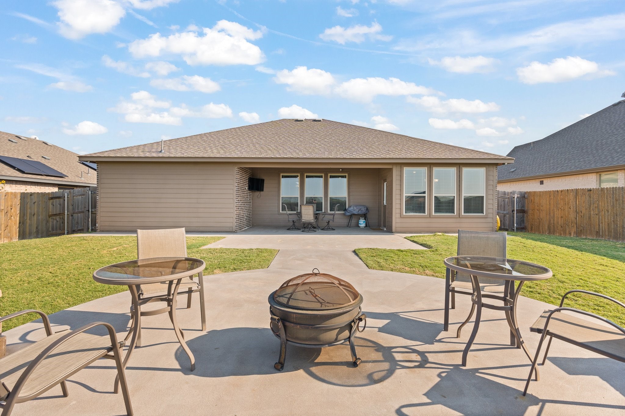 402 Stoneridge Drive