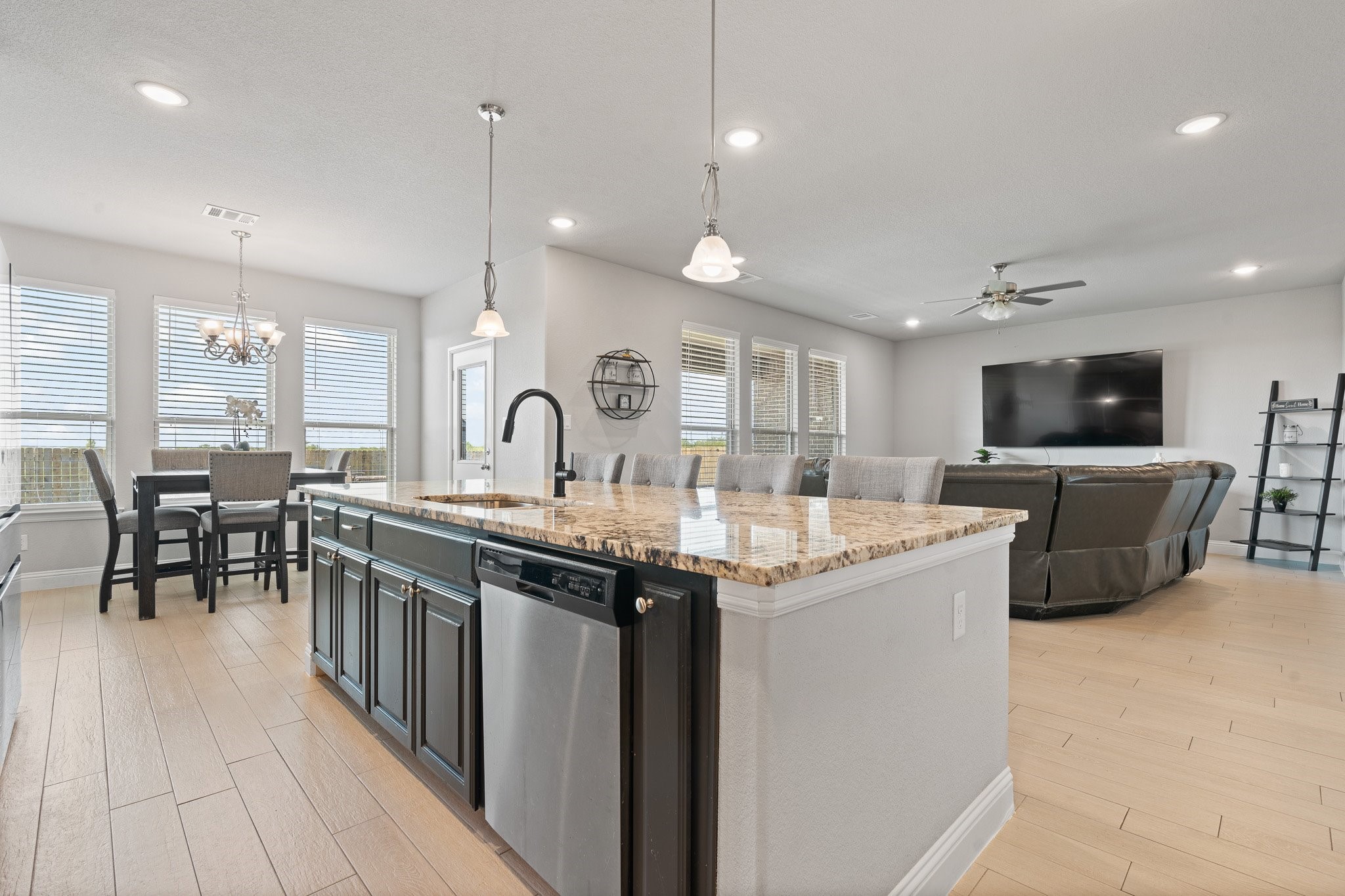 402 Stoneridge Drive