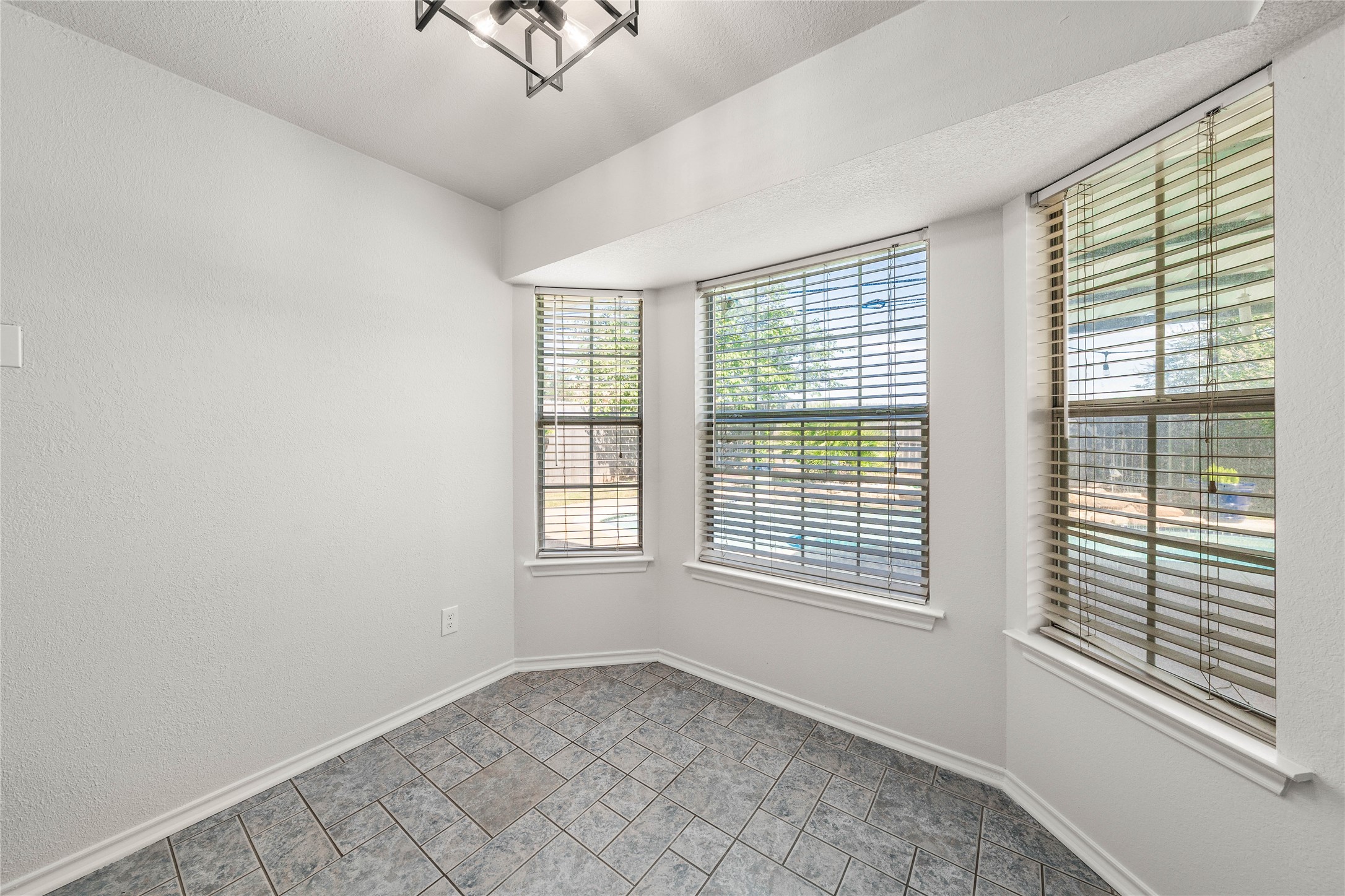 9519 Reno Drive