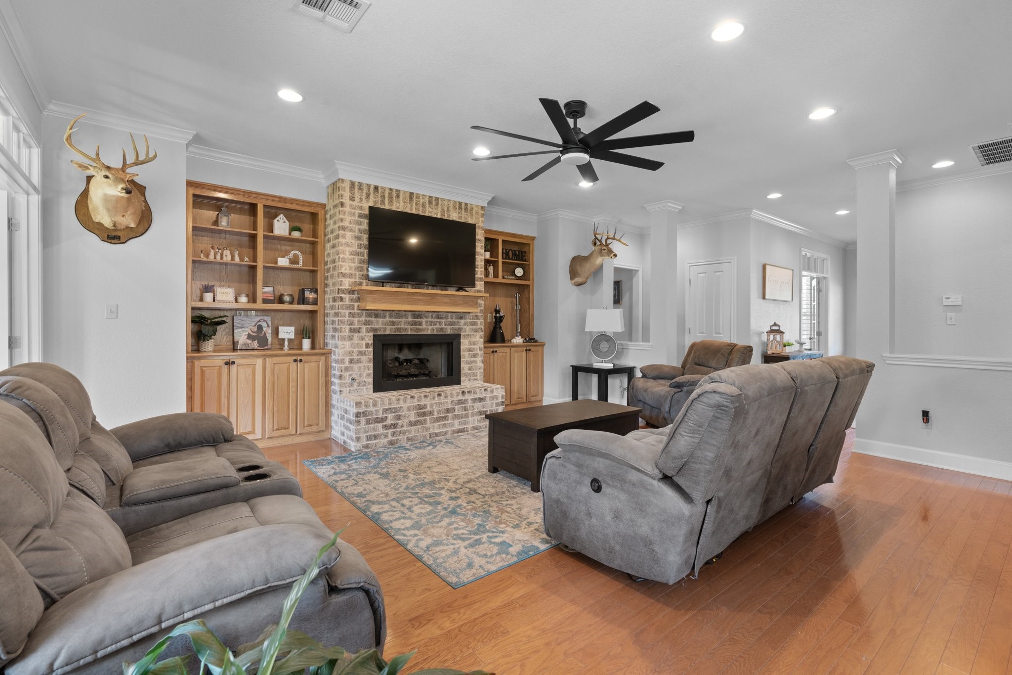 33025 Woodcrest Drive