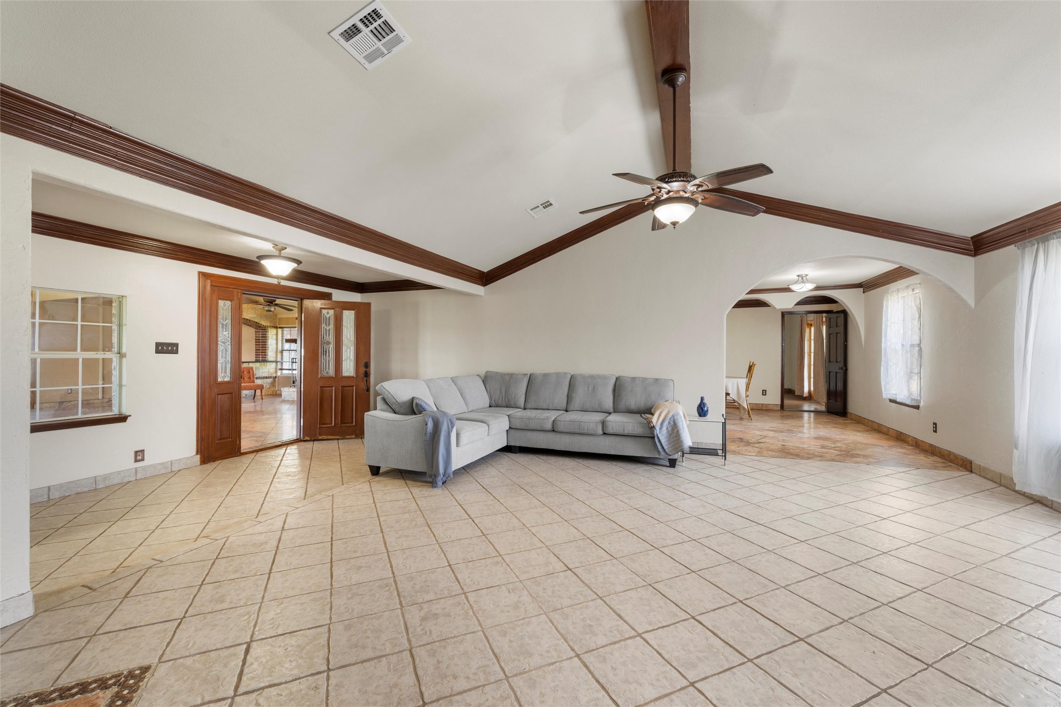 3433 W Tours Road