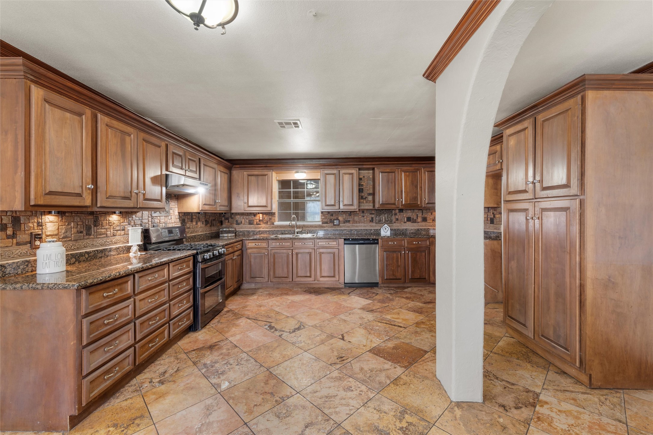 3433 W Tours Road