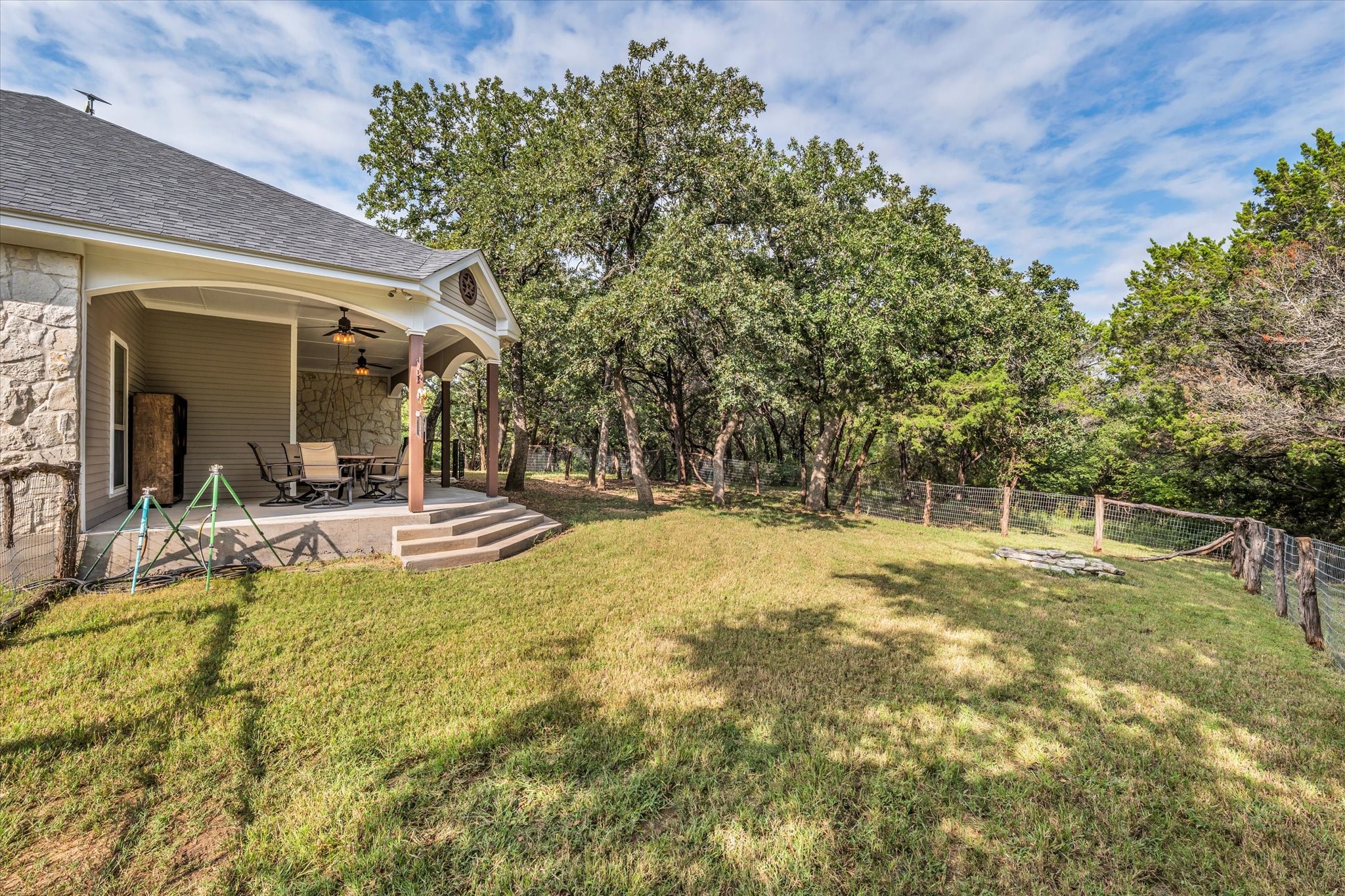 831 County Road 2200