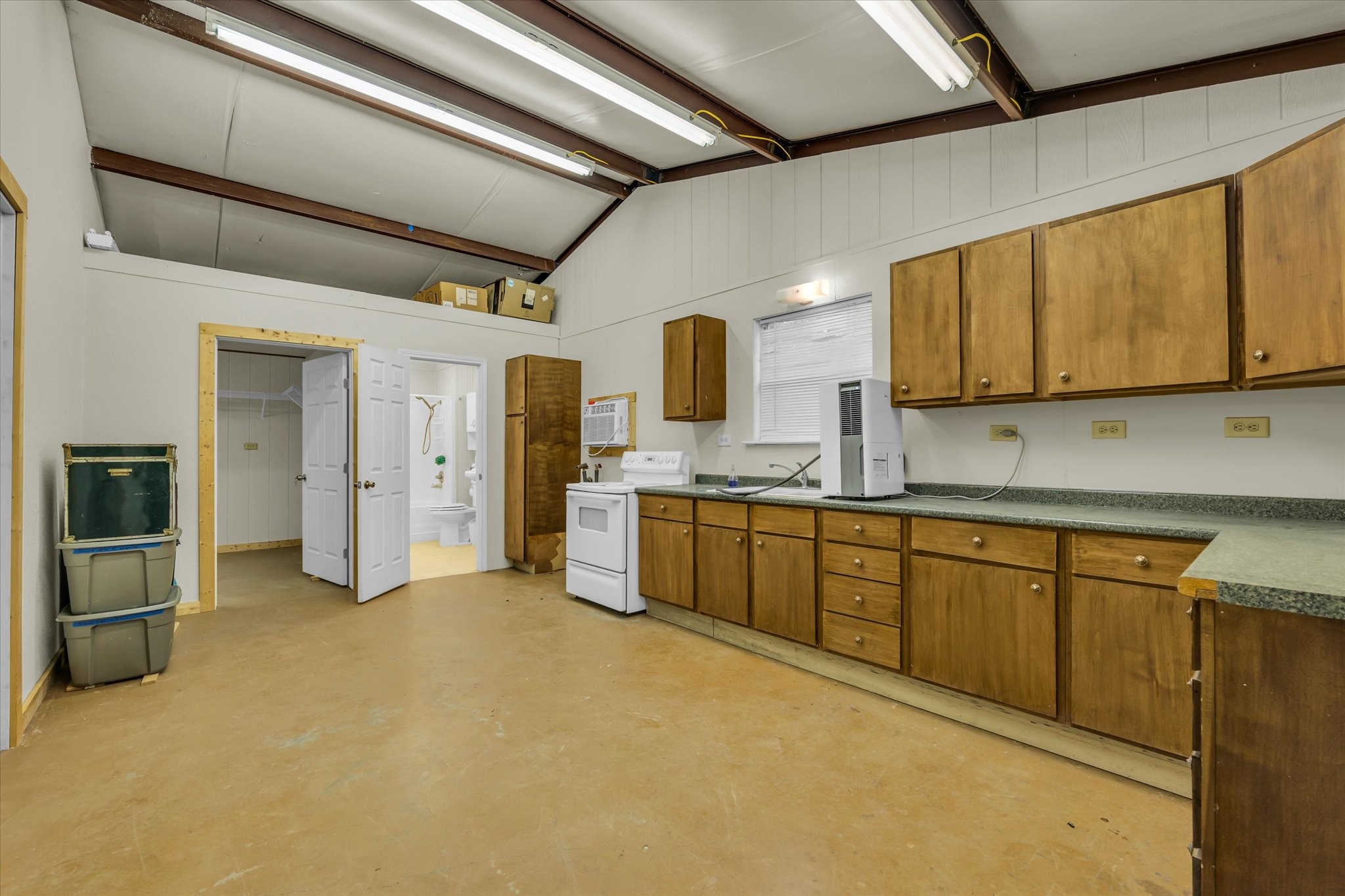 831 County Road 2200