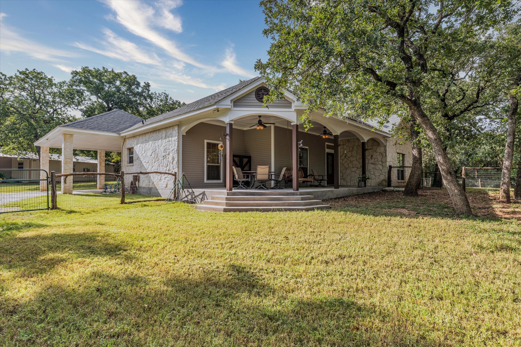 831 County Road 2200