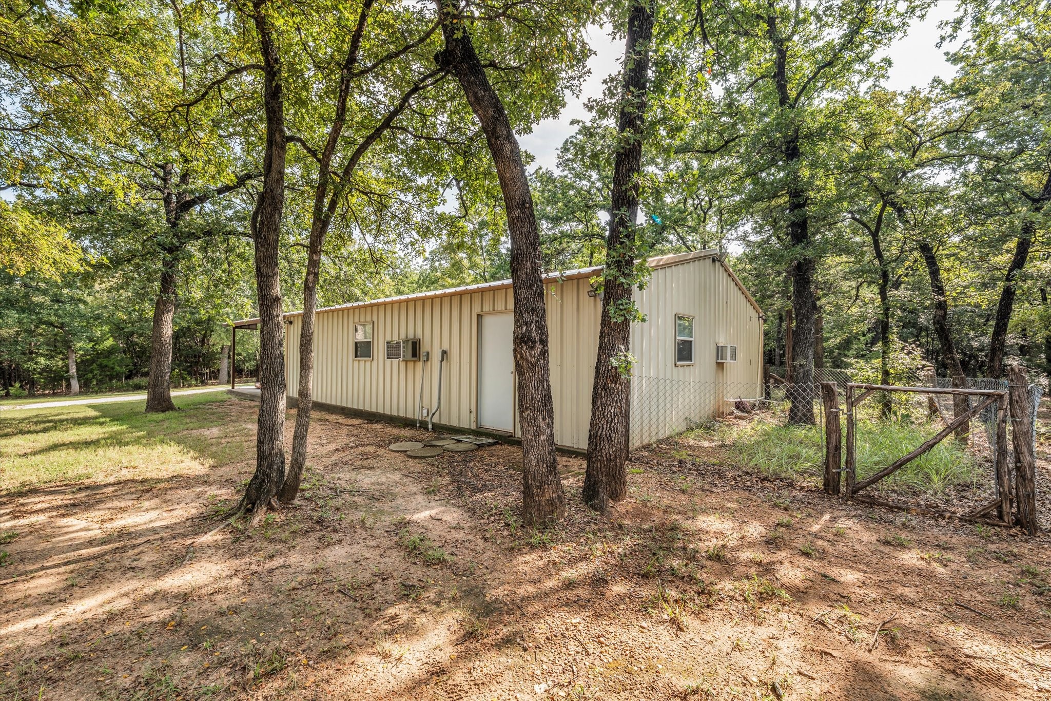 831 County Road 2200