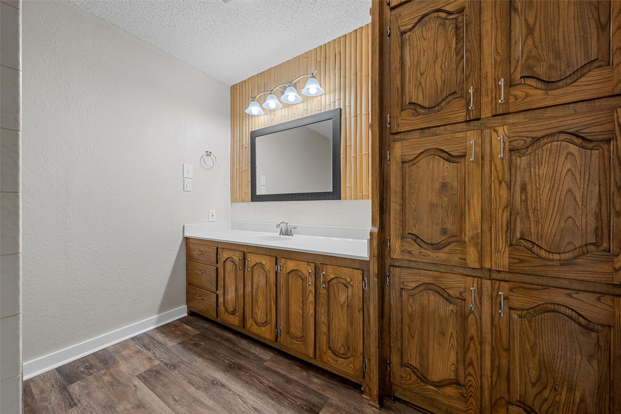 6199 State Highway 22