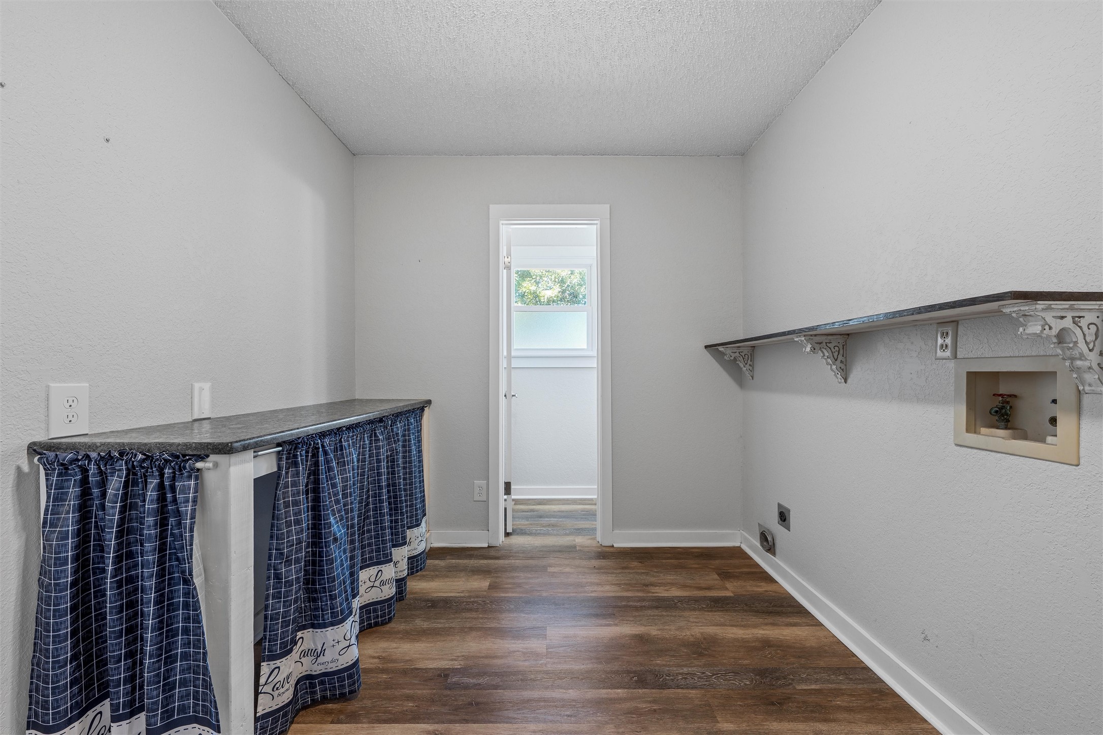 6199 State Highway 22