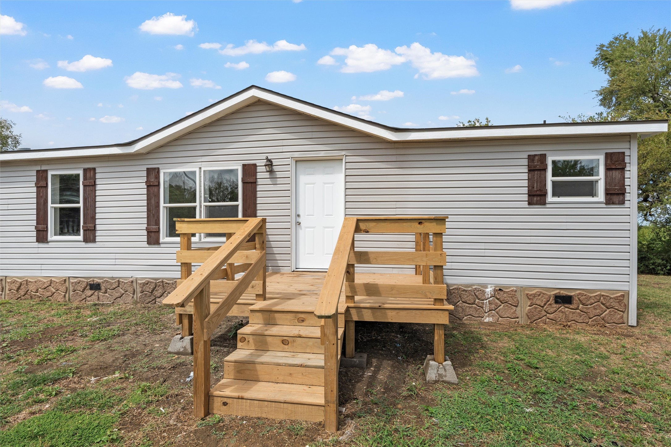 1305 Kirkland Hill Road