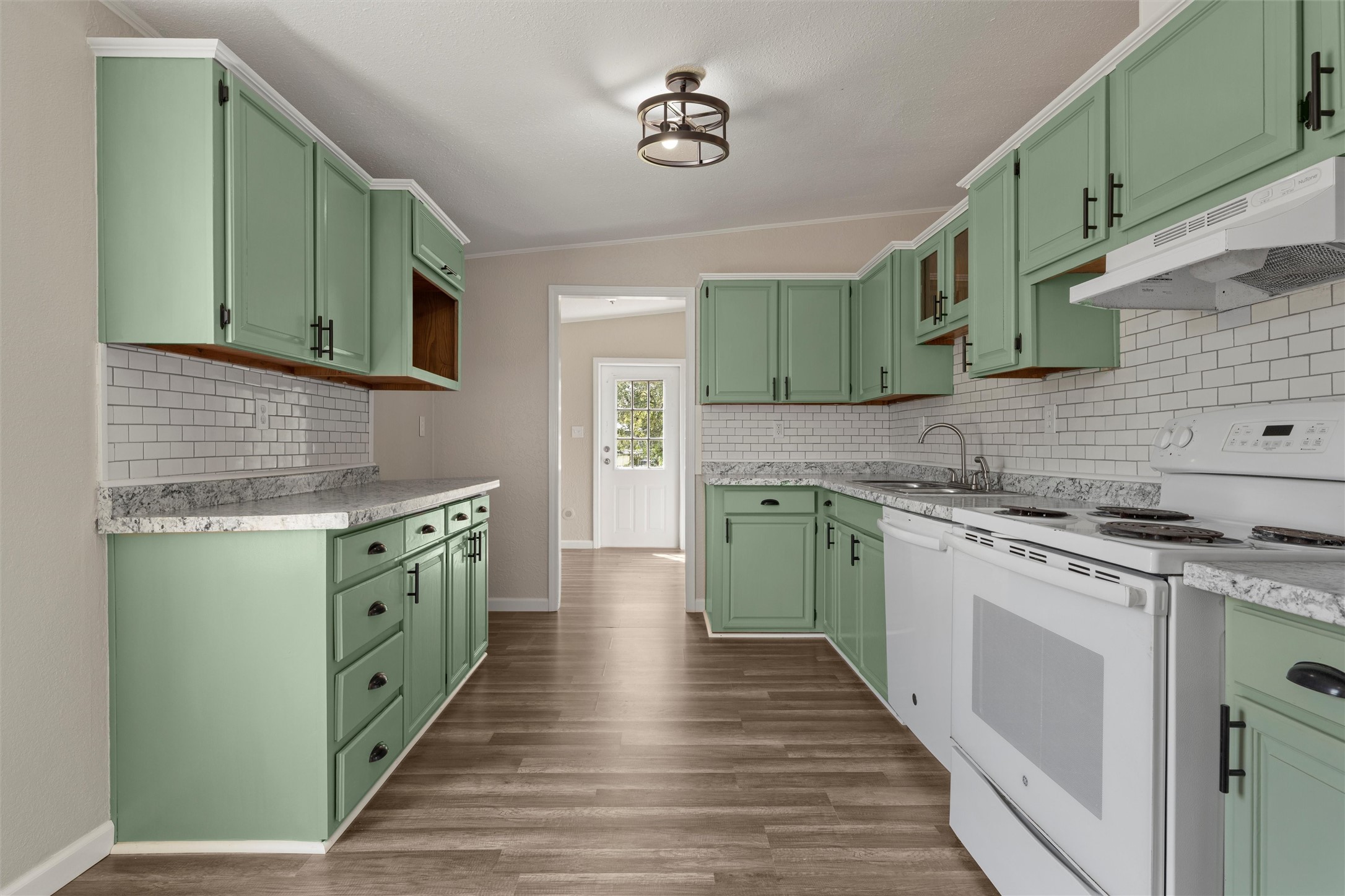 1305 Kirkland Hill Road