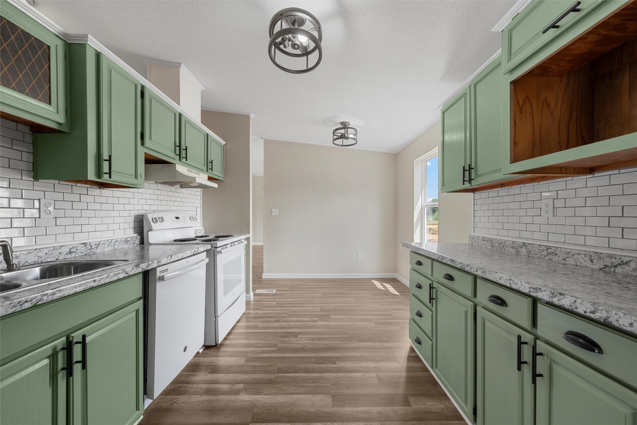 1305 Kirkland Hill Road