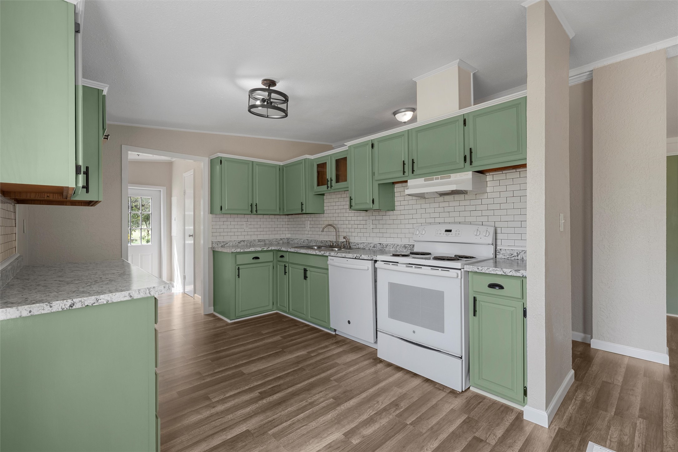 1305 Kirkland Hill Road