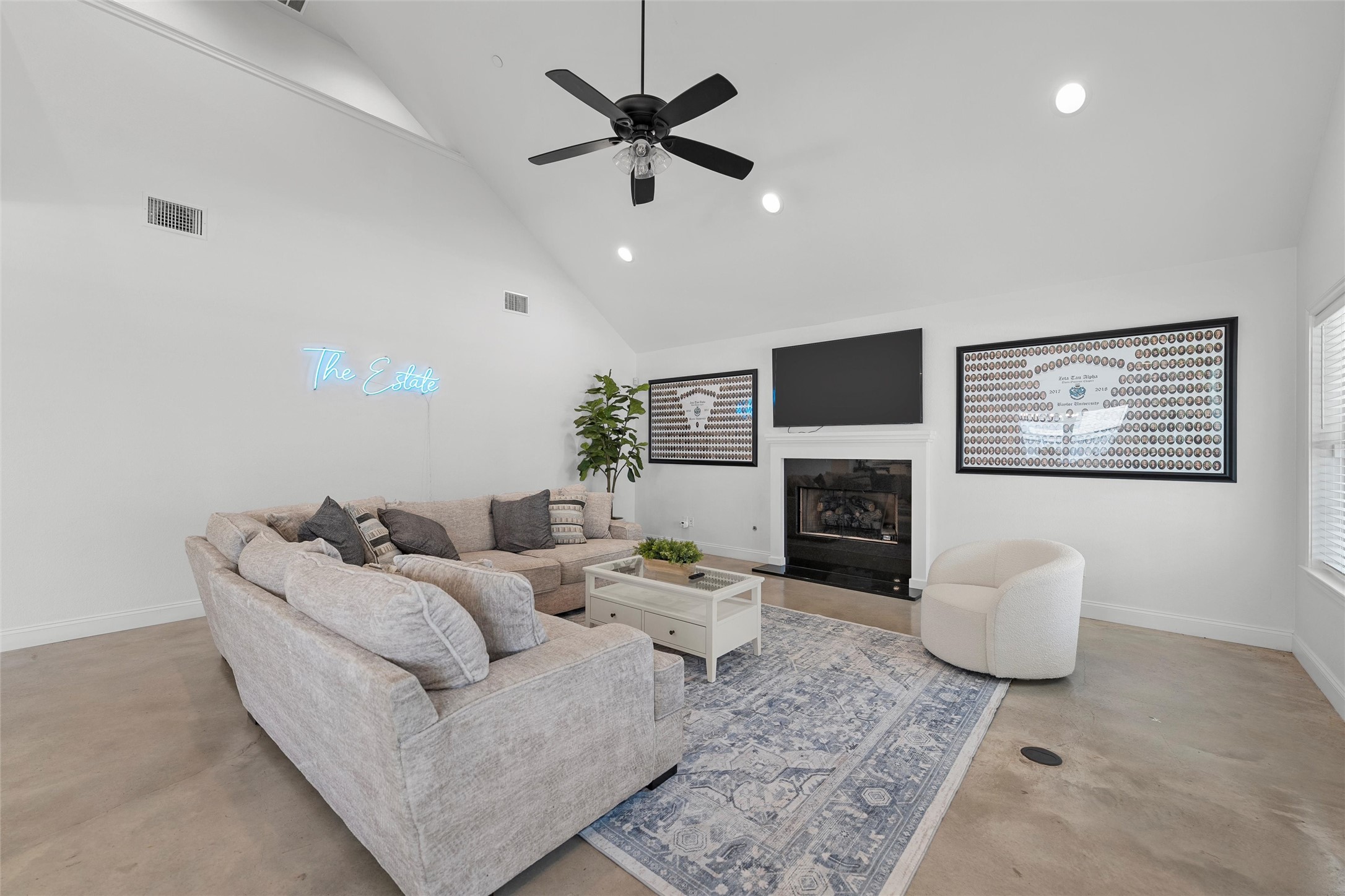 2114 S 11th Street