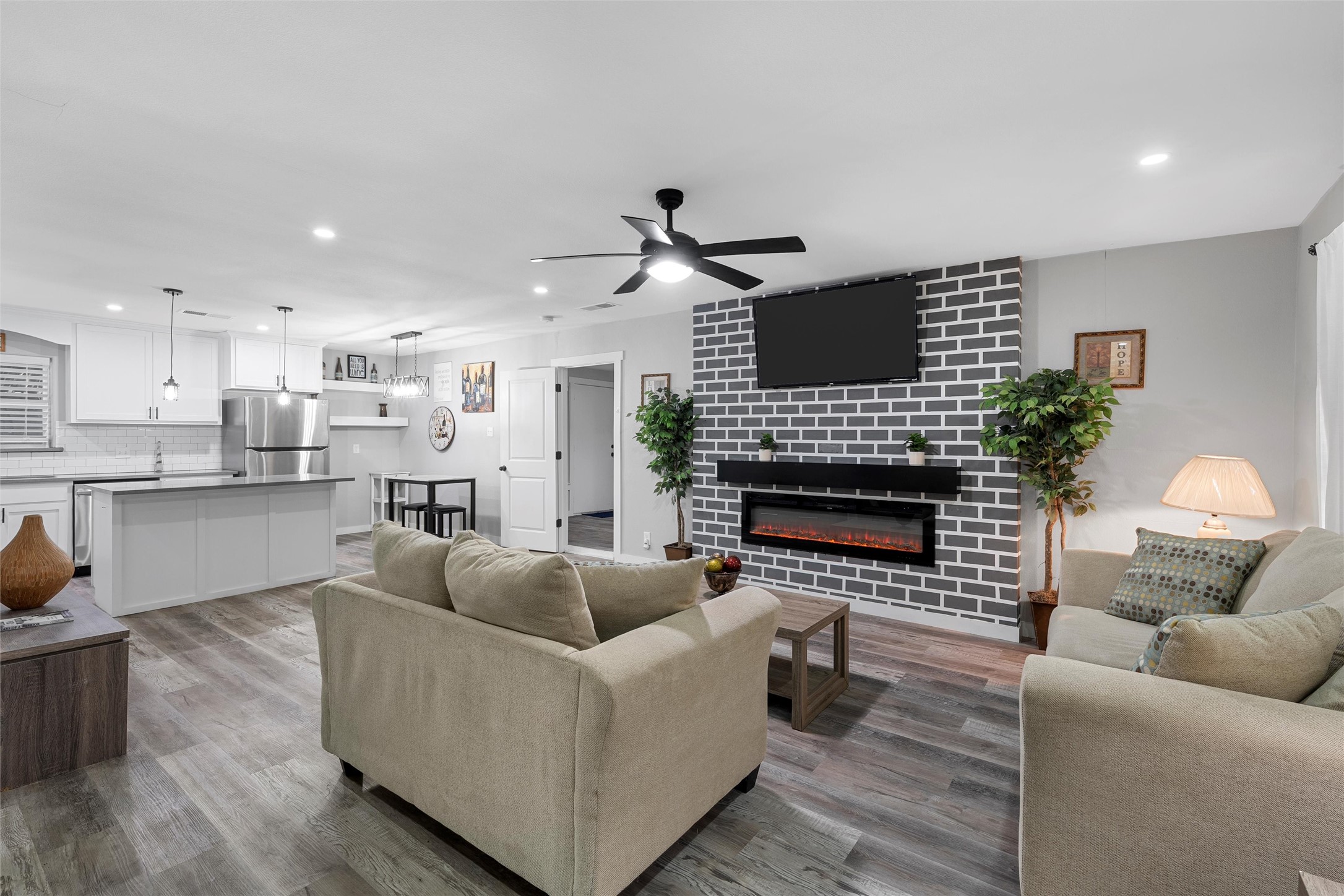 1014 E Franklin Street