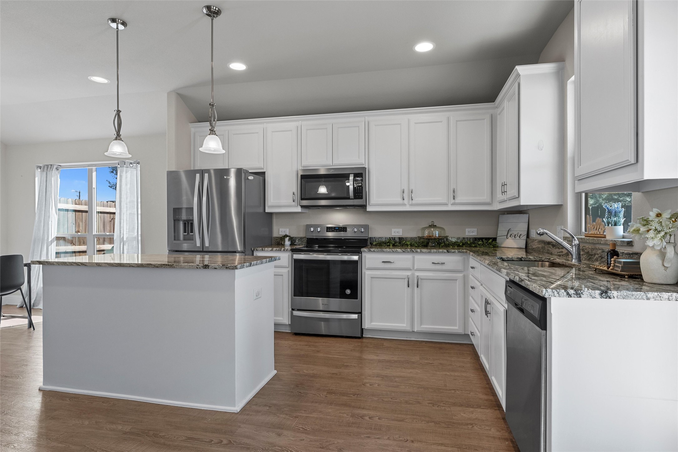 424 Stoneridge Drive