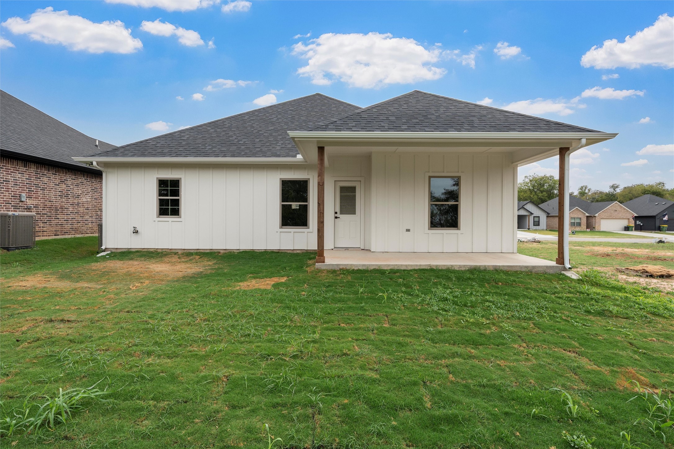 709 N College