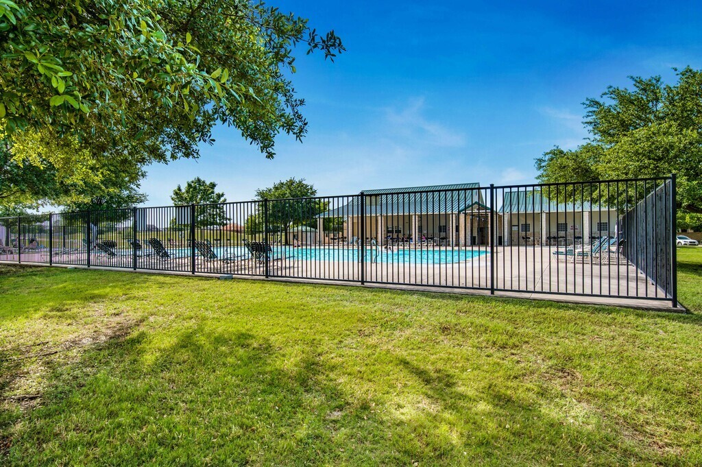 704 Salisbury Drive