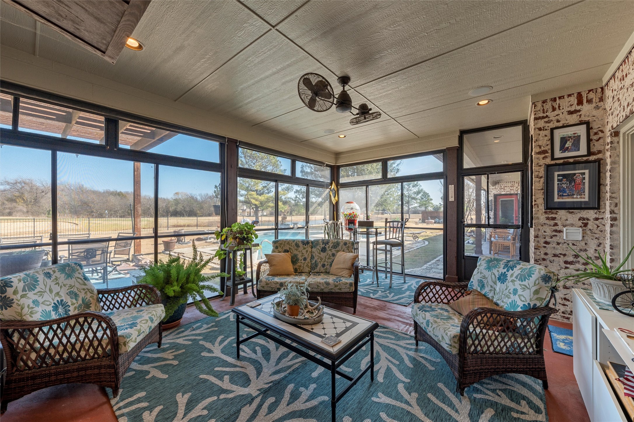 22074 Shady Grove Court