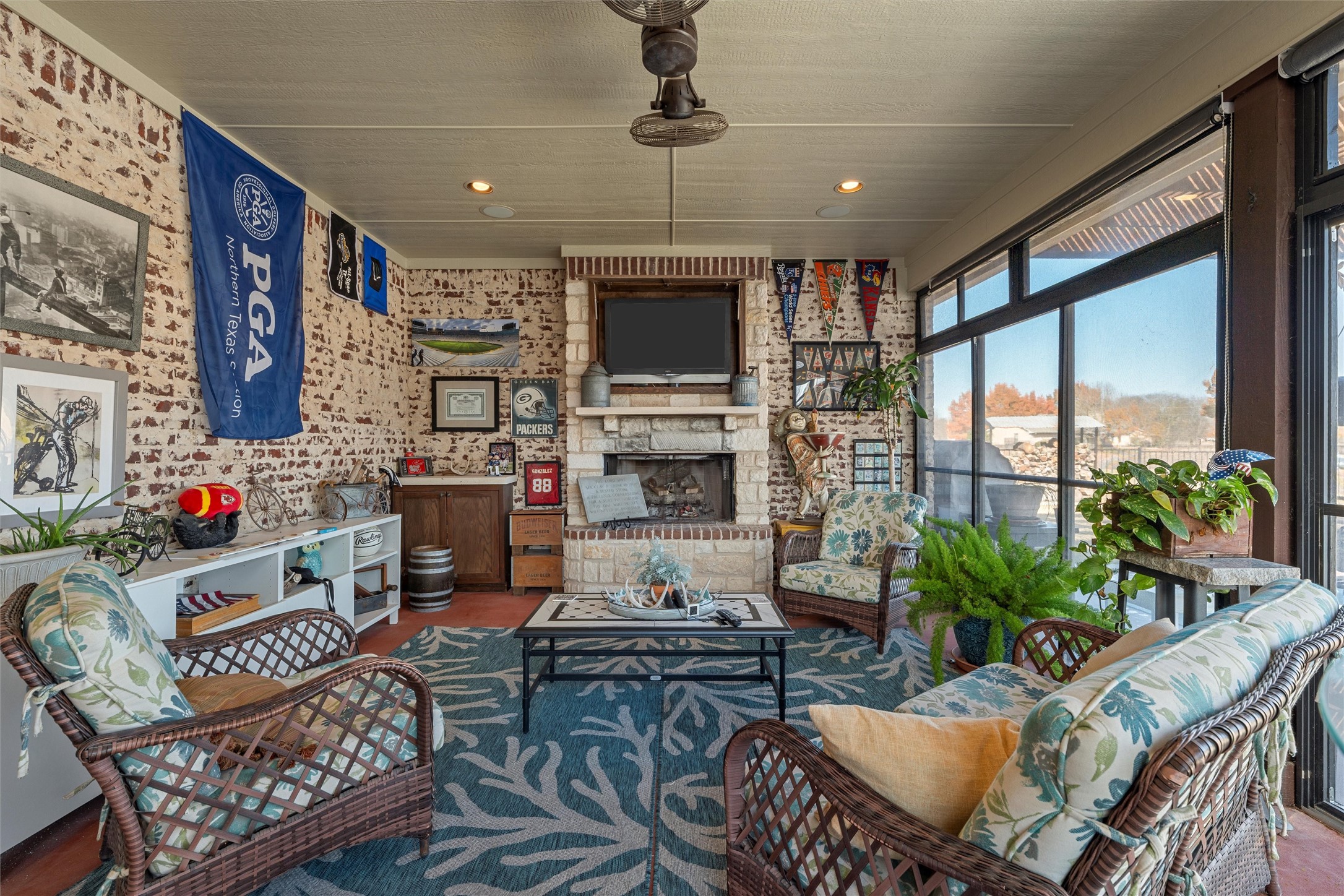 22074 Shady Grove Court