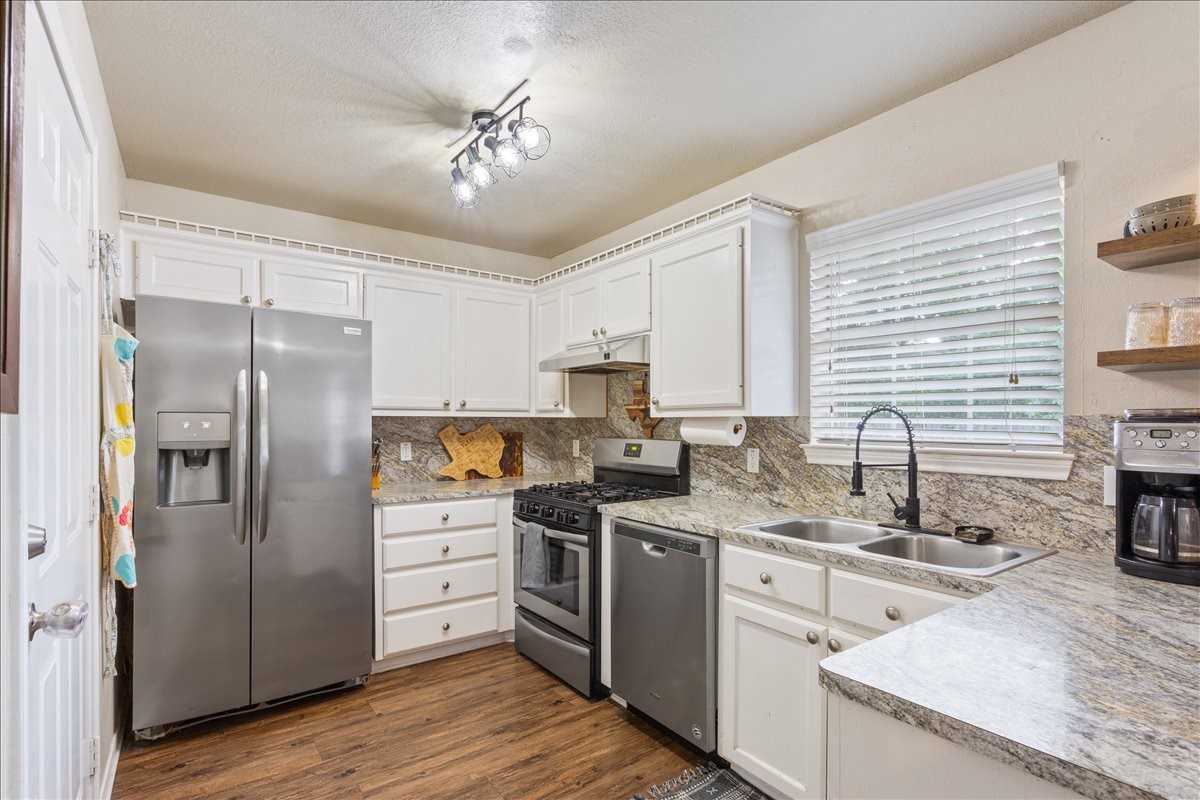 401 Mahon Hollow Drive