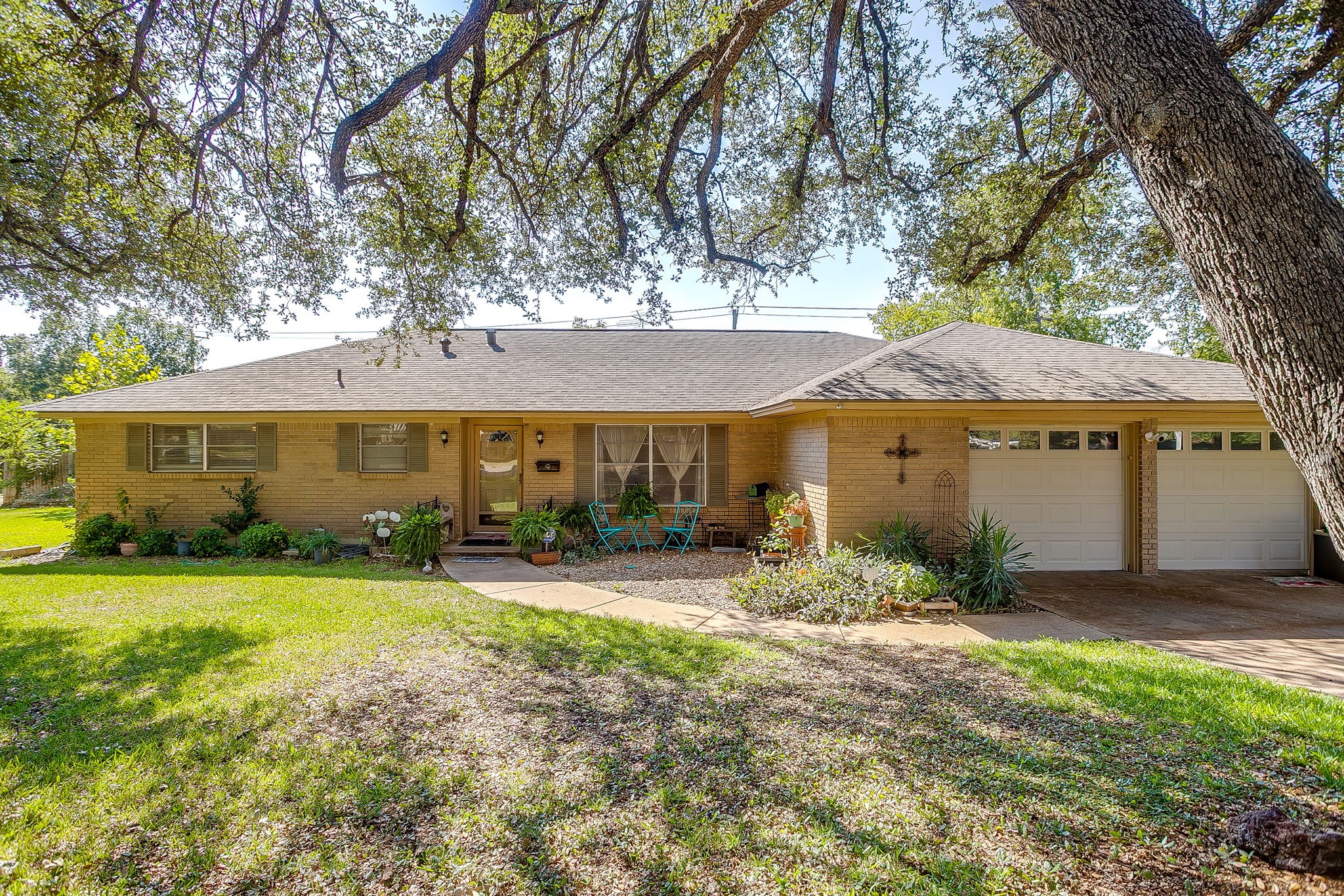 4704 Westlake Drive