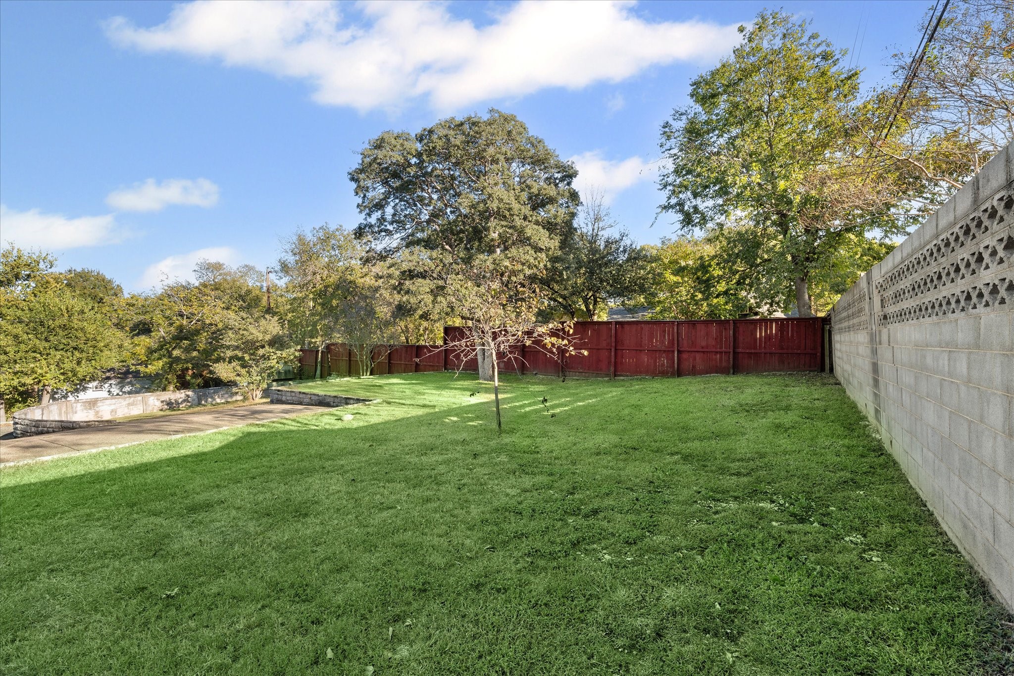 837 White Oak Drive
